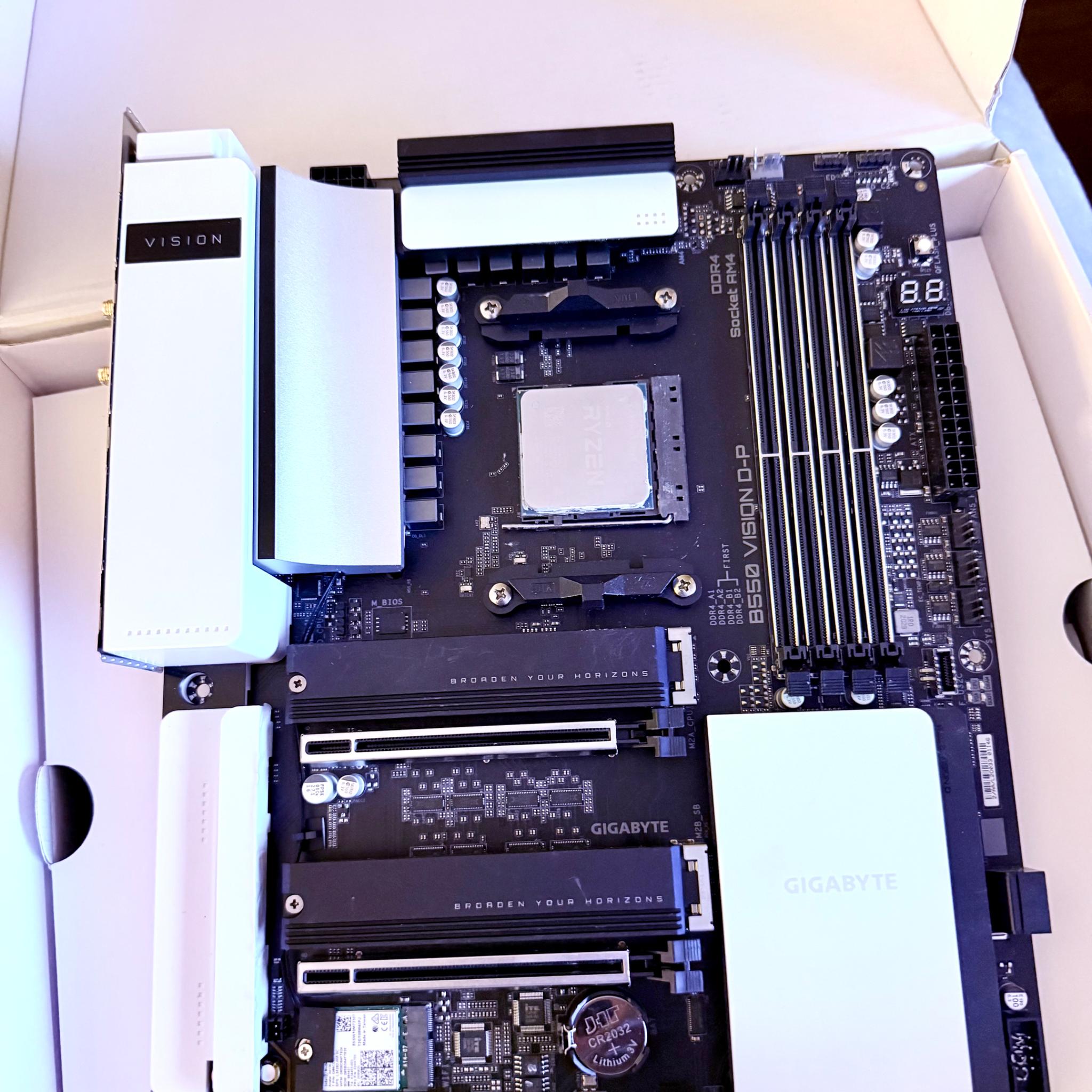 Gigabyte MOBO BUNDLE B550 VISION D-P & AMD 5950x CPU