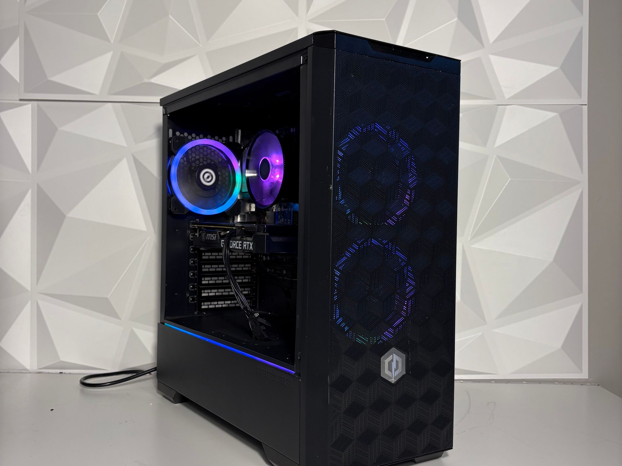 😡💢 //RGB Gaming PC// 💢😡 - RTX 3060, Ryzen 5 3600, 1TB SSD, 16GB DDR4