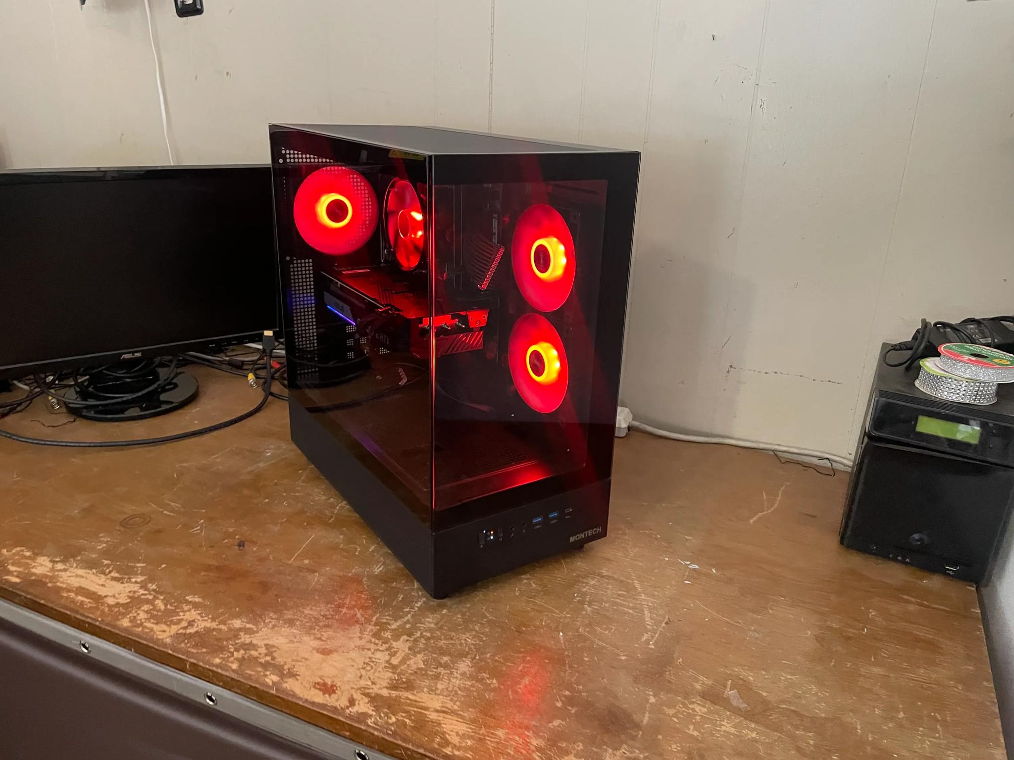 Fish Tank RTX Gaming PC |i5-13400f|2TB M.2|Geforce RTX 3070|32GB Ram