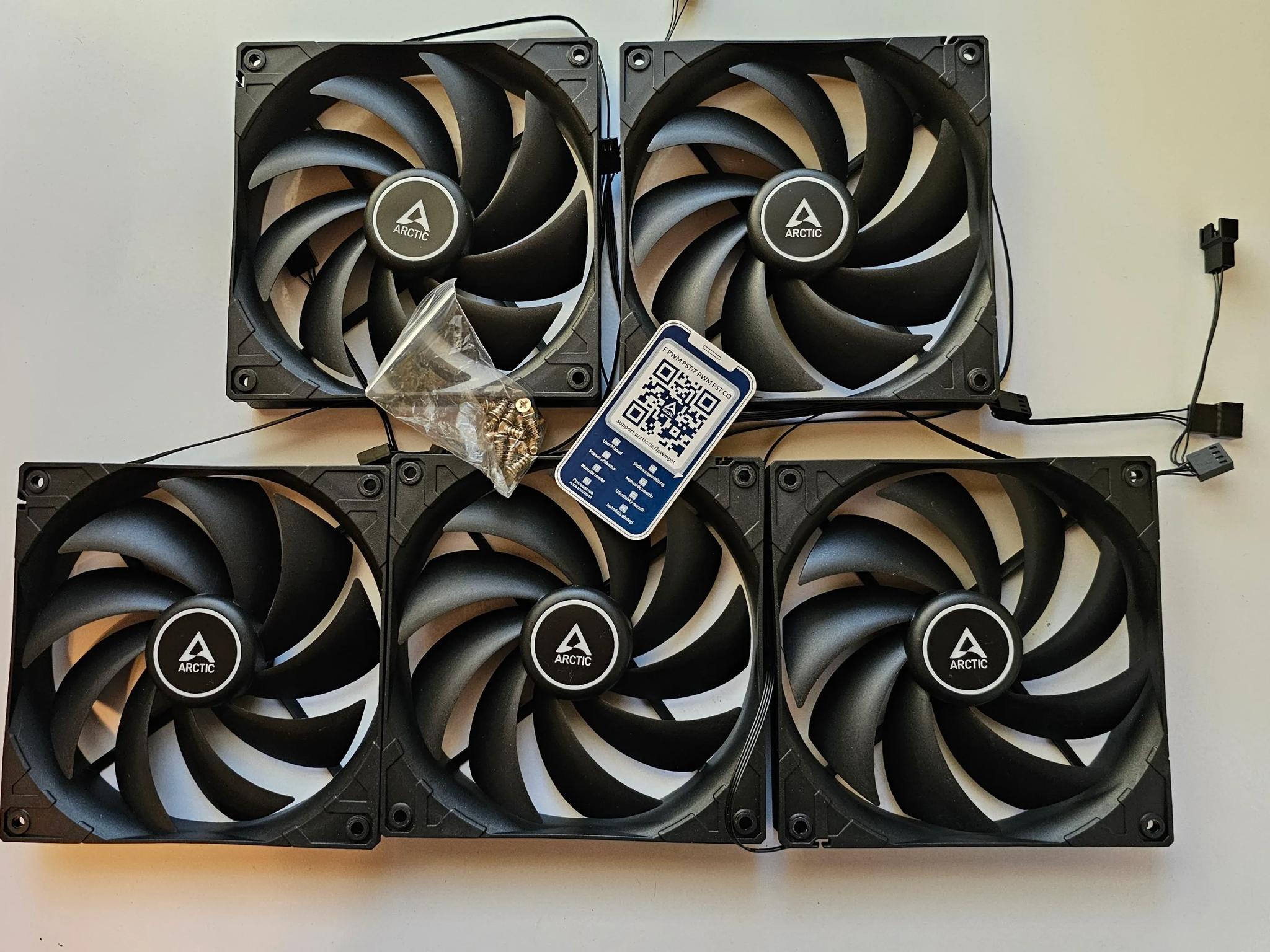 ARCTIC F14 PWM PST (5 Pack) - 140 mm Case Fans with PWM Sharing Technology (PST)