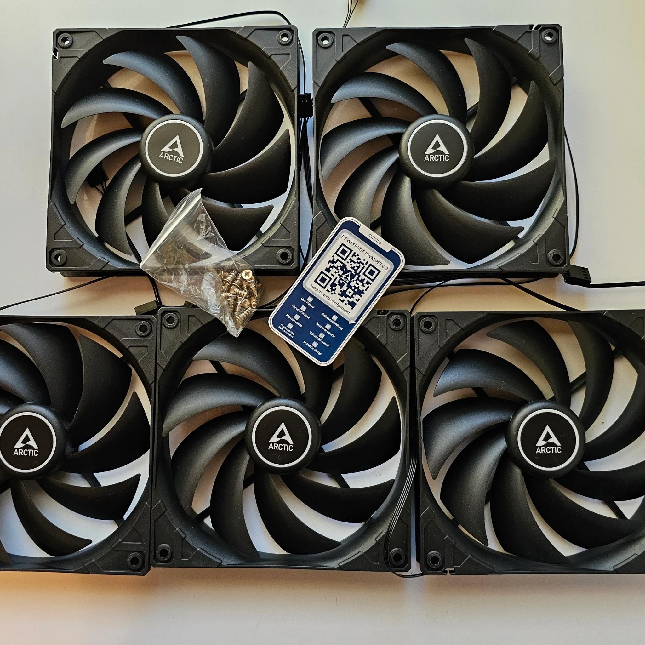 ARCTIC F14 PWM PST (5 Pack) - 140 mm Case Fans with PWM Sharing Technology (PST)