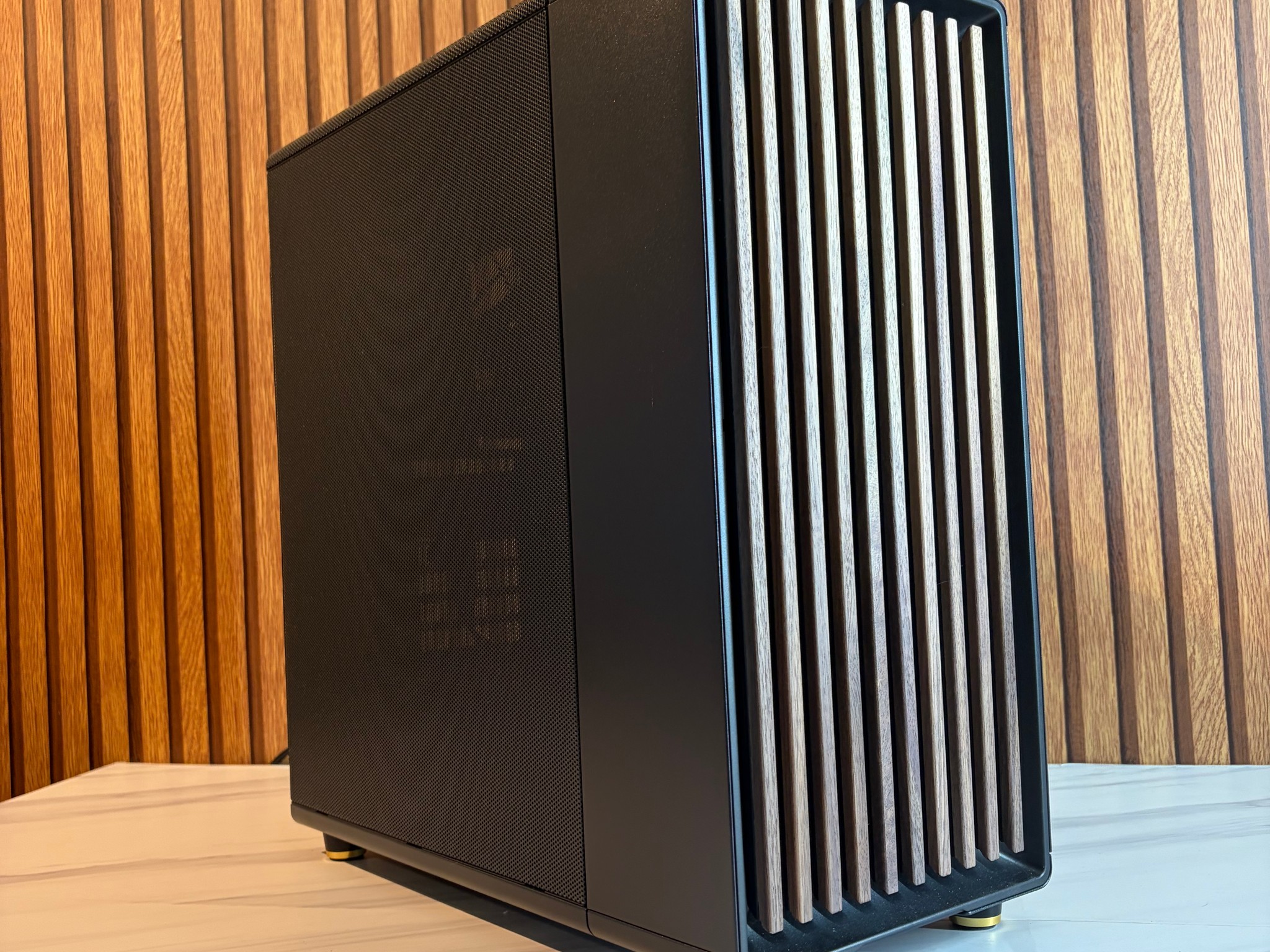9070 16GB | RYZEN 5 7600X | 24GB DDR5 | 1TB SSD | 850W