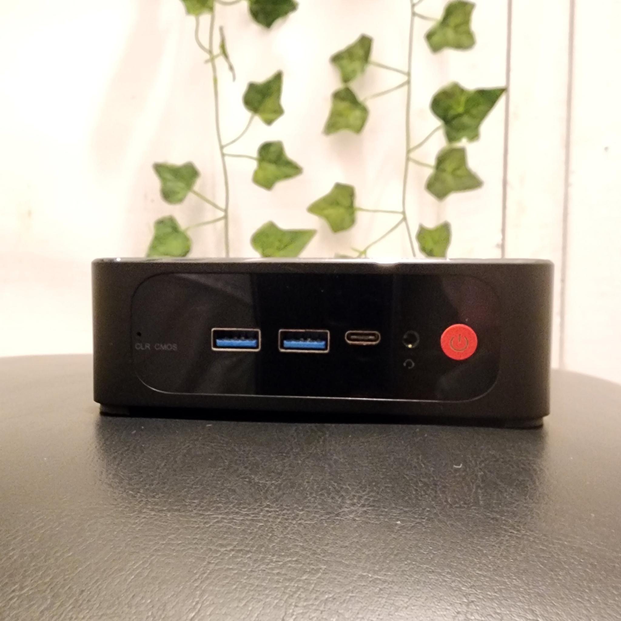 Gaming Mini PC Ryzen 7 5700U (8 Cores/16 Threads | 32GB DDR4 | 500GB SSD | AMD Radeon Graphics