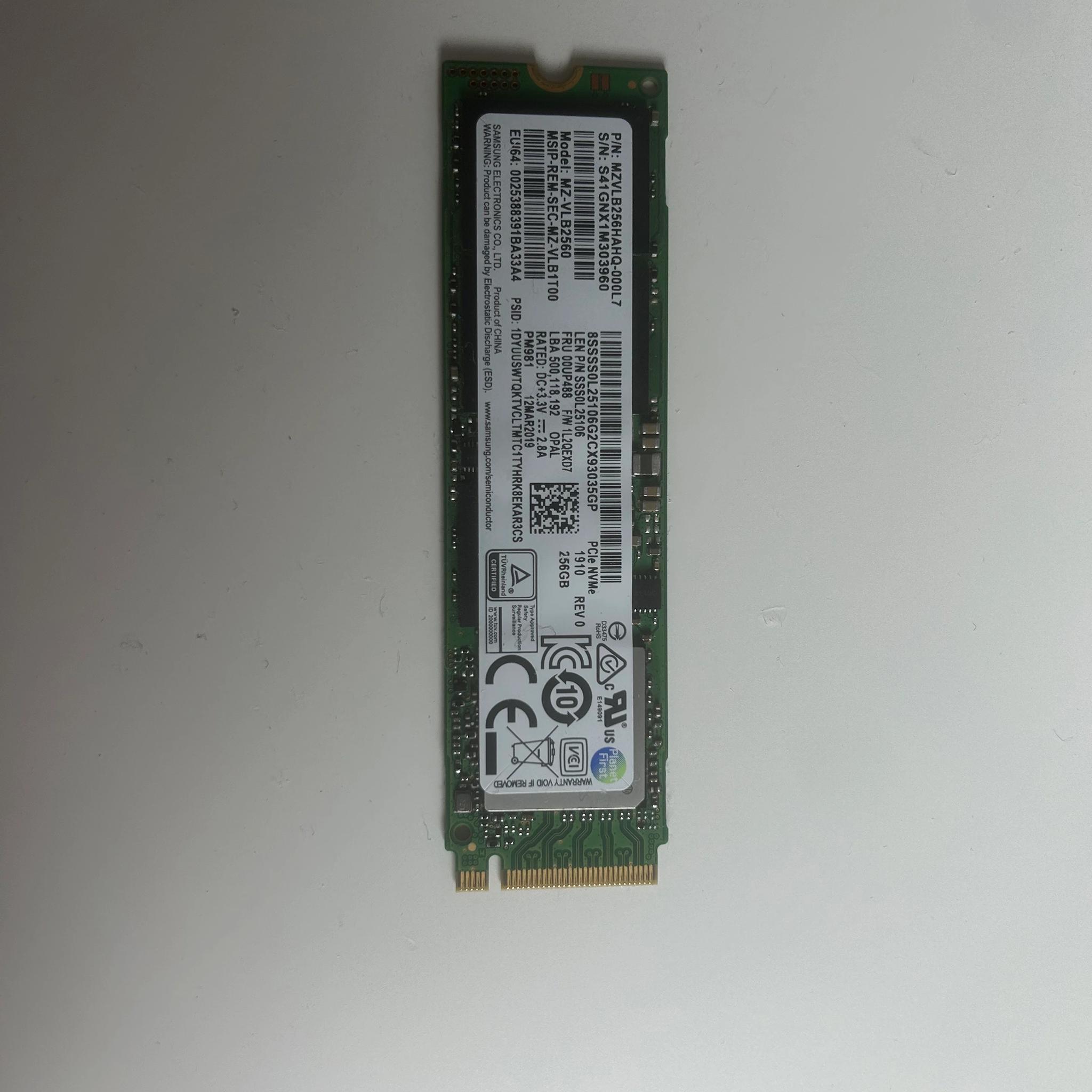 256 GB Lenovo SSD