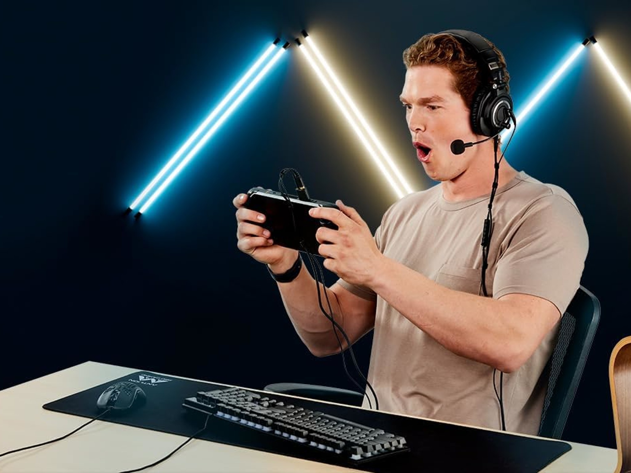 ModMic USB 2 Attachable Noise-Cancelling Microphone with Mute Switch with PC, PlayStation, and More.
