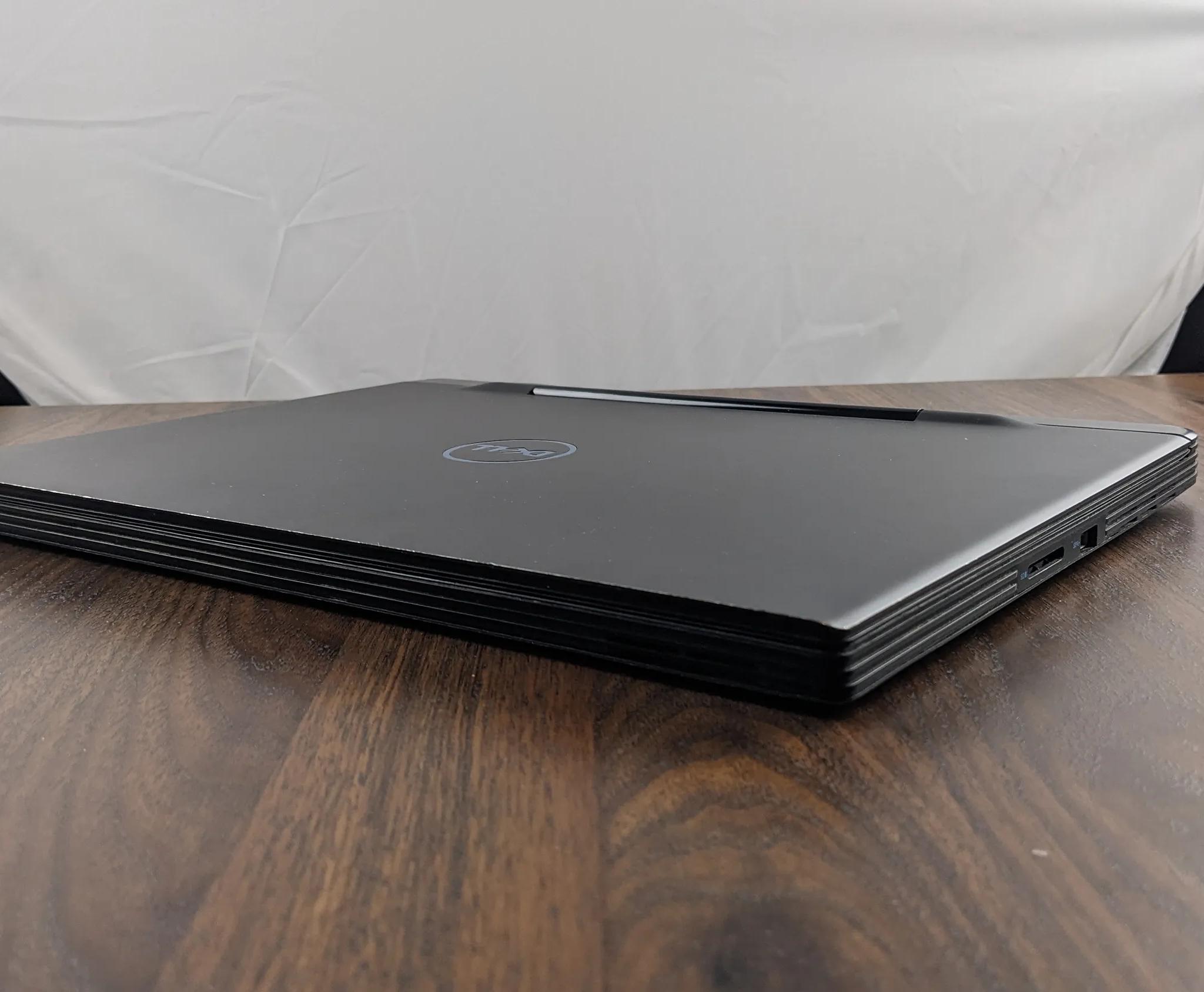 Dell G7 15.6" GTX 1660 Ti  i7-9750H 16GB 2666mhz 1TBNVMe 1TB HDD