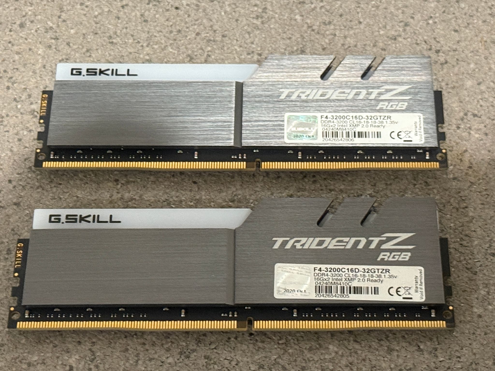 G.Skill Trident Z RGB 32GB (2×16GB) DDR4-3200 CL16-18-18-38