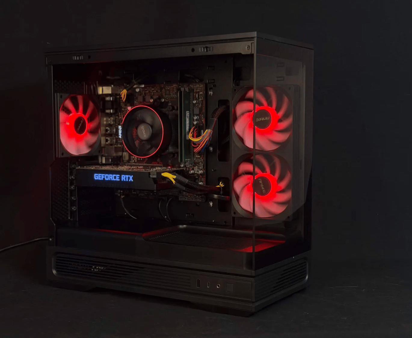 Clean Gaming PC - Nvidia RTX 2060 6GB, Ryzen 7 2700X, 16GB, 500GB SSD
