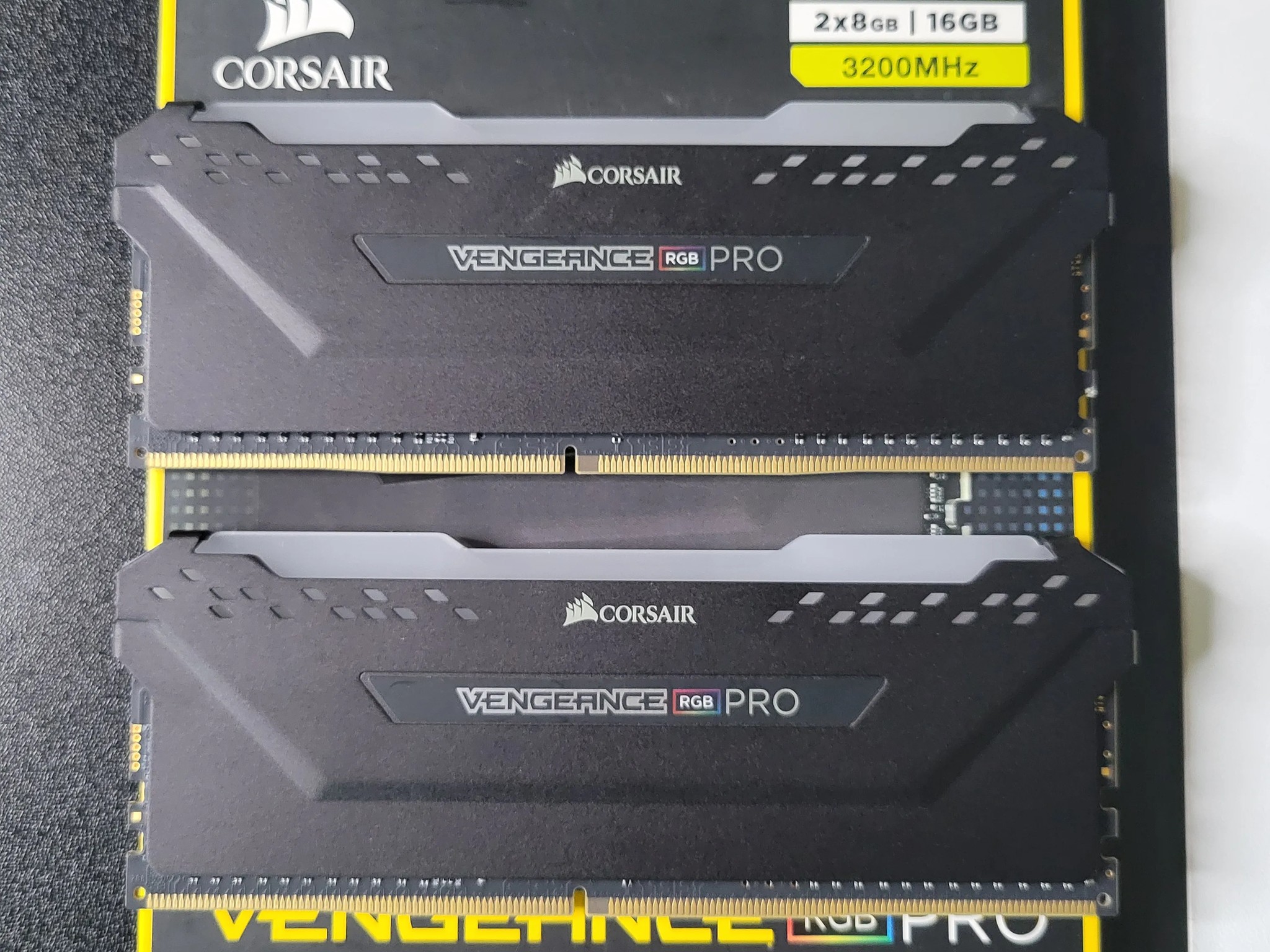 Corsair Vengeance RGB PRO 2x8GBs 3200mhz DDR4