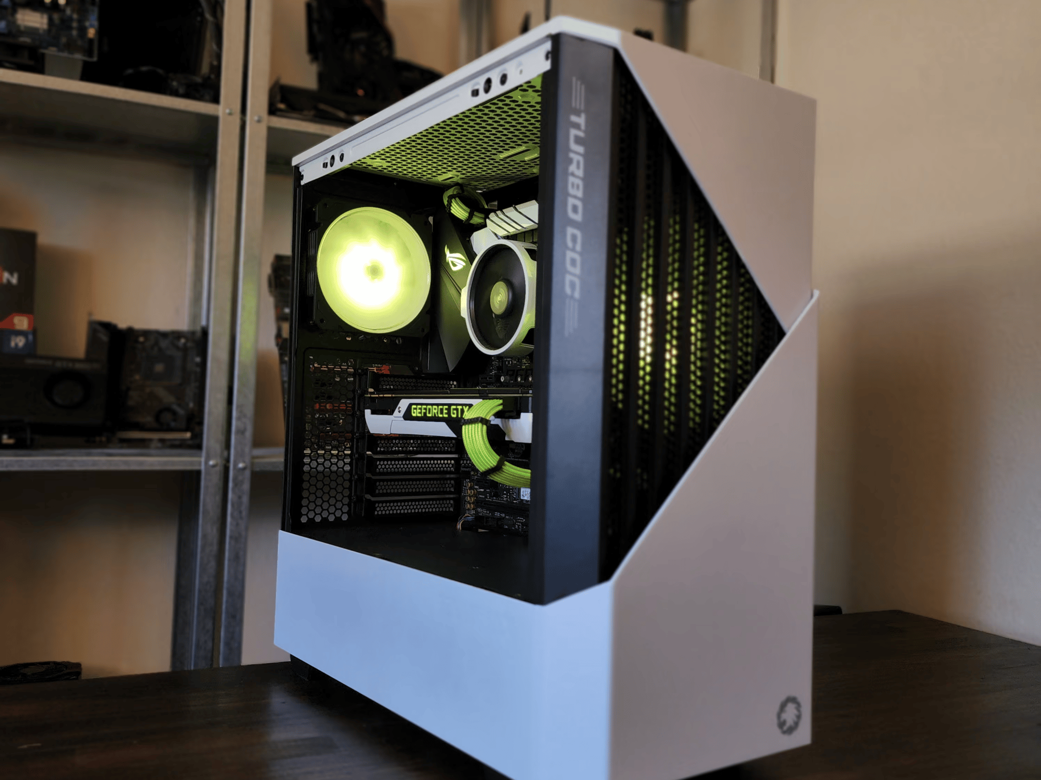 AMD Ryzen 5 3600 // Nvidia GeForce GTX 980 // Corsair Vengeance RGB 16GB 3200MHz
