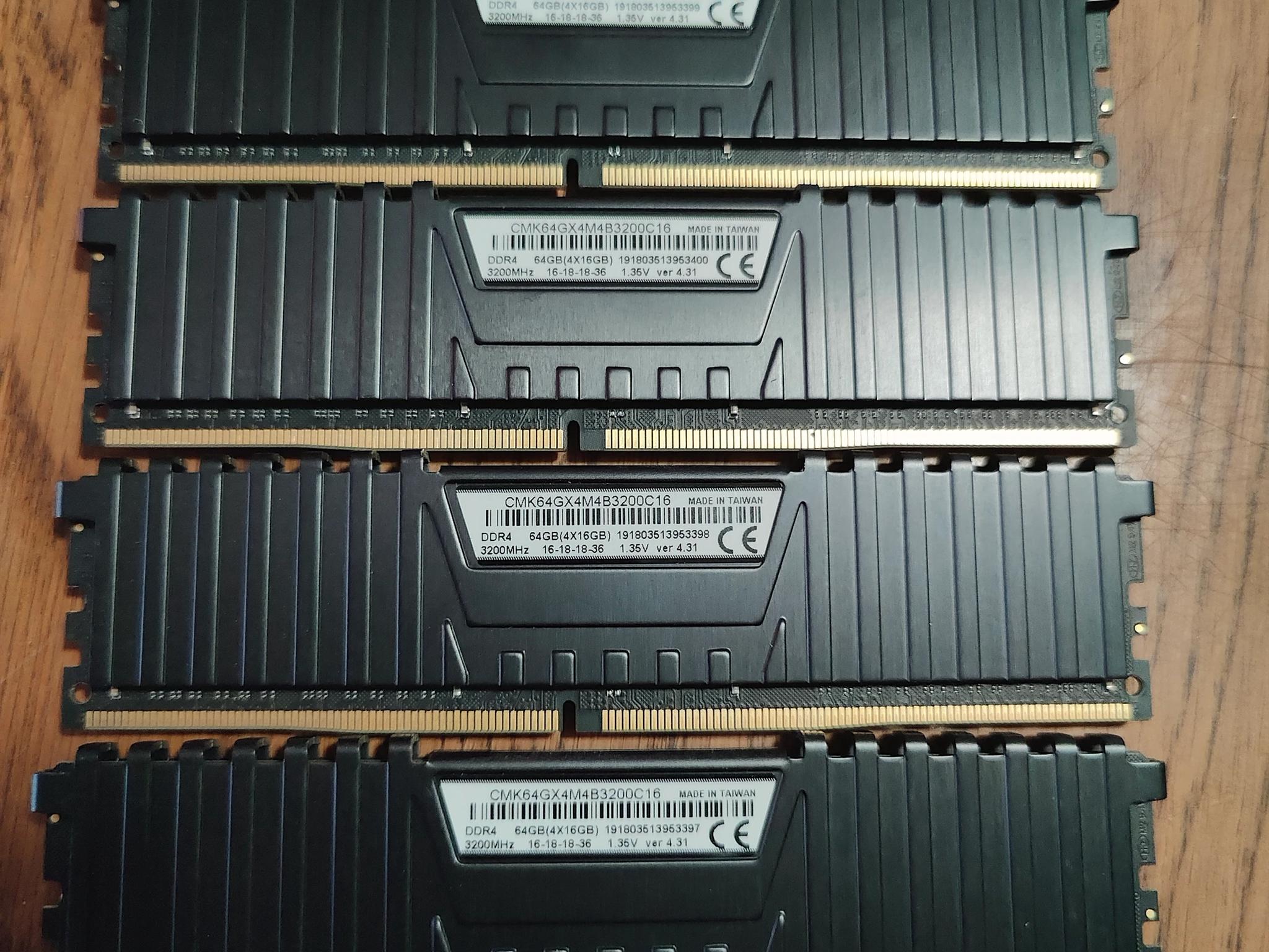 32GB (2x16GB) Corsair Vengeance LPX DDR4-3200 Memory - CMK32GX4M2E3200C16