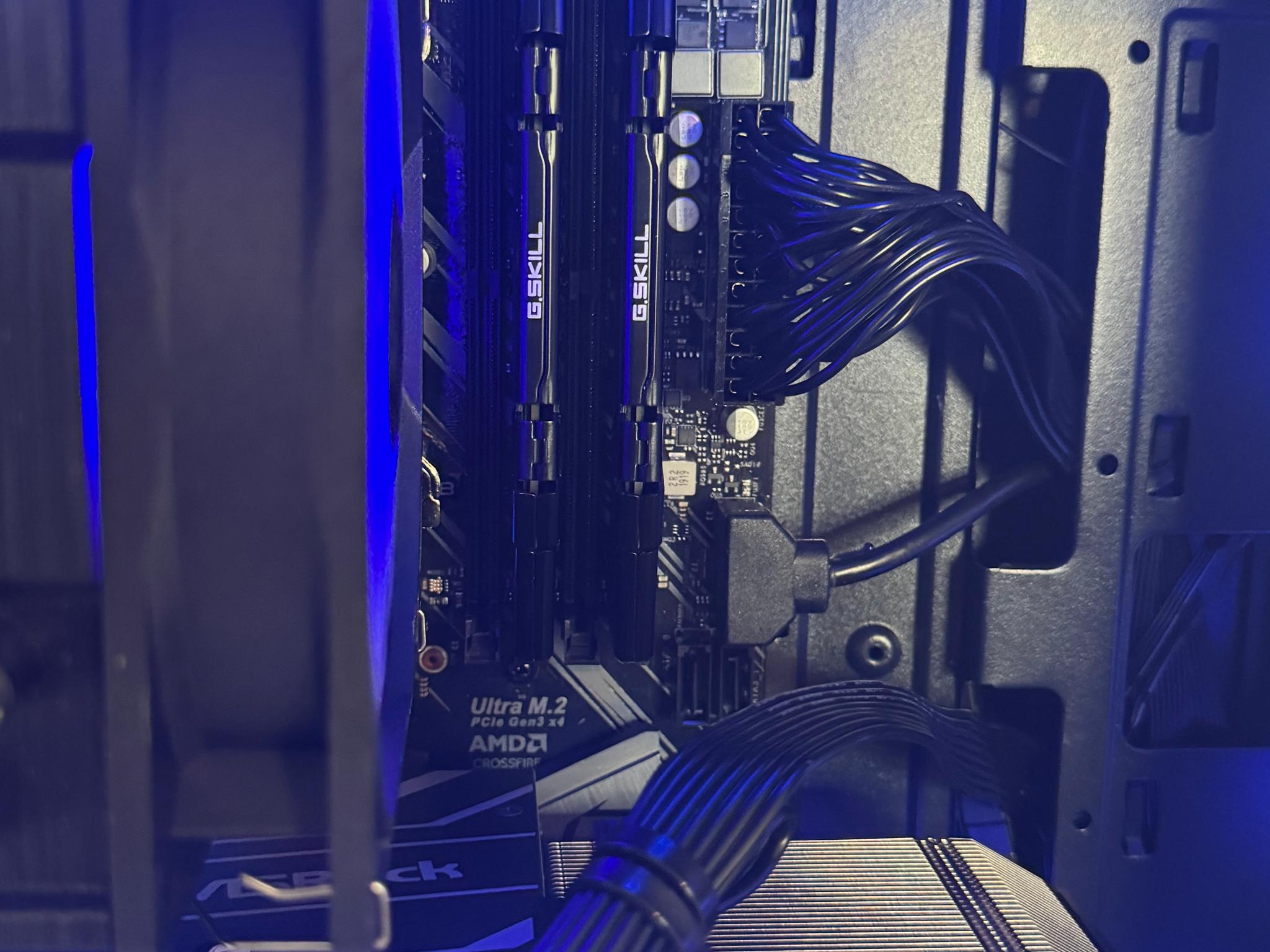 Awesome i9 9900 RX 6600 8 GB Gaming System