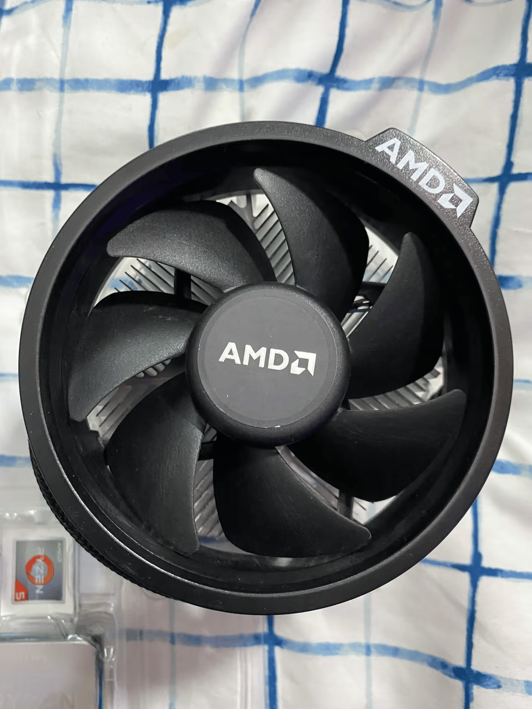 Ryzen 5 2600 (comes with box + cooler) 