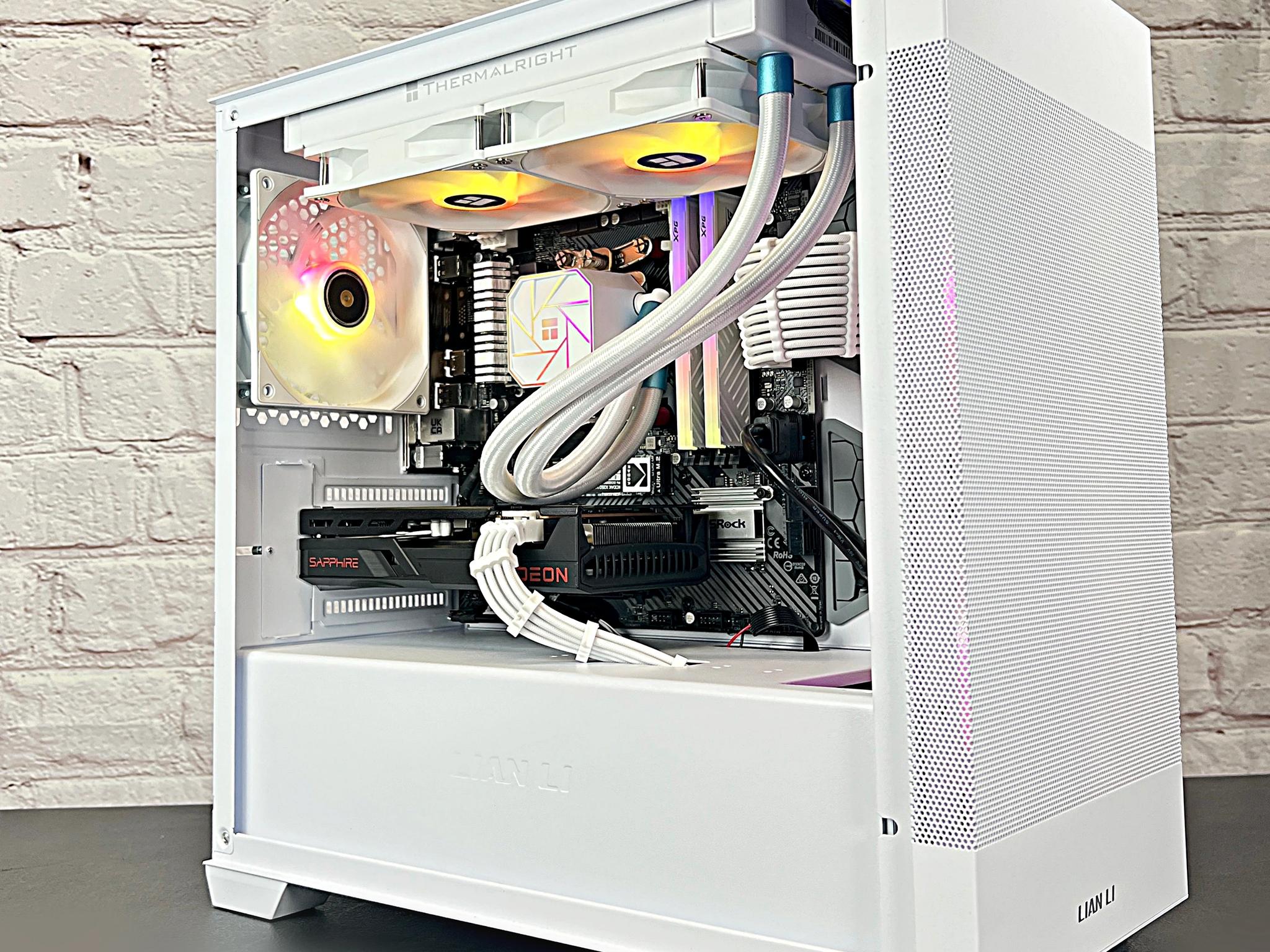 Liquid Cooled Sapphire Pulse RX 6600 Ryzen 5 3600 16GB RAM 1TB M.2 Win 11 Gaming PC
