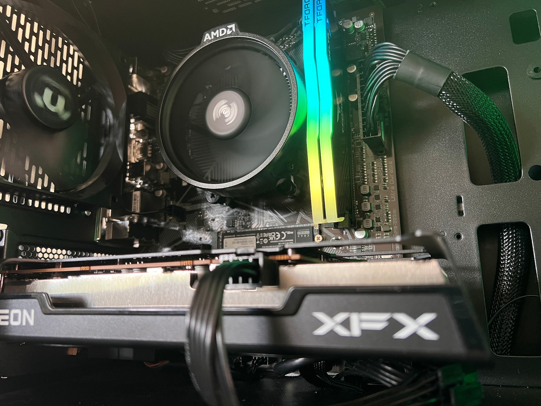 Rx 6600 | Ryzen 5 4500 | 16GB RAM | 1TB SSD | Gaming PC