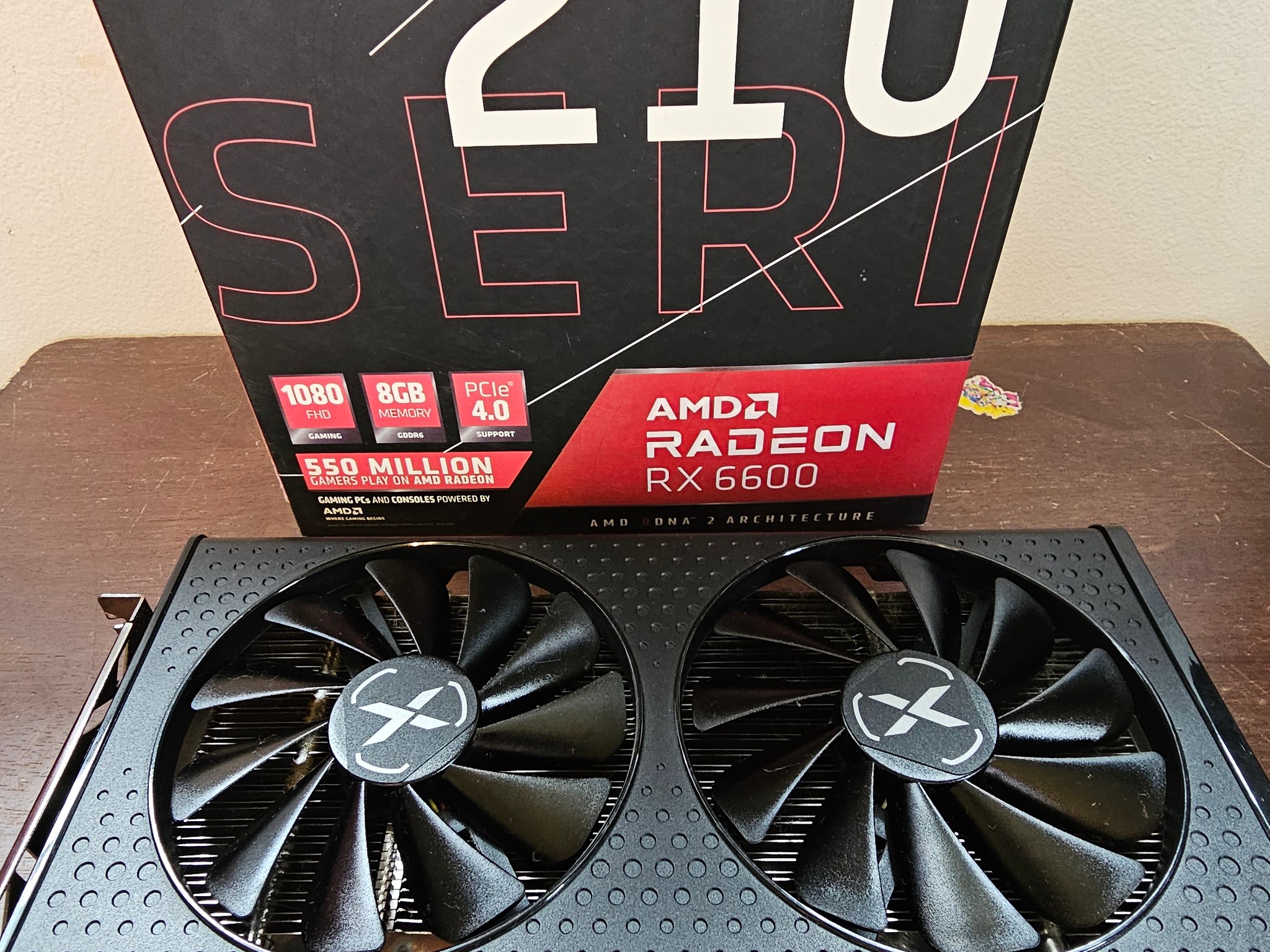 XFX Speedster SWFT 210 Radeon RX 6600