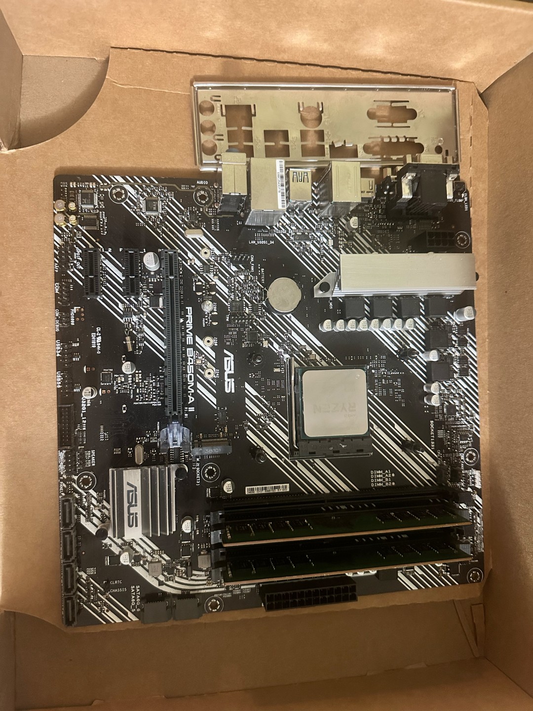 5800x 16 gb ddr4 b450 prime a ii | Jawa