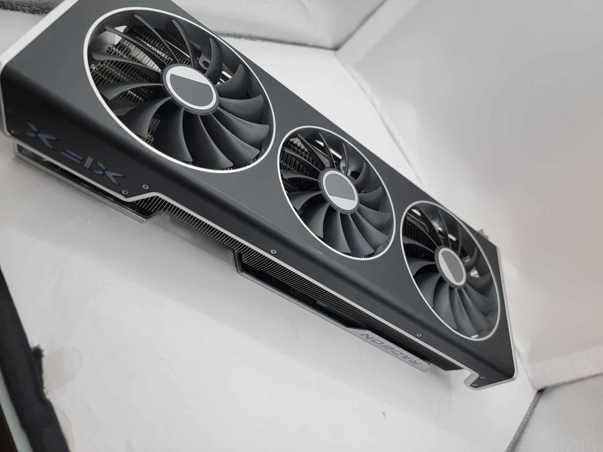 XFX Speedster MERC 319 Radeon RX 7800 XT Black Edition 16GB GDDR6 Graphics Card