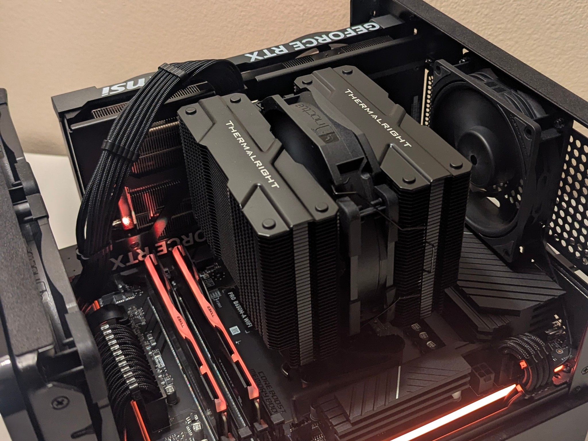 RTX 5070 + Ryzen 7600X | Noctua Chromax Cooling | 32GB DDR5 6400 | 1TB Gen4 NVMe | WiFi | Win11 Pro
