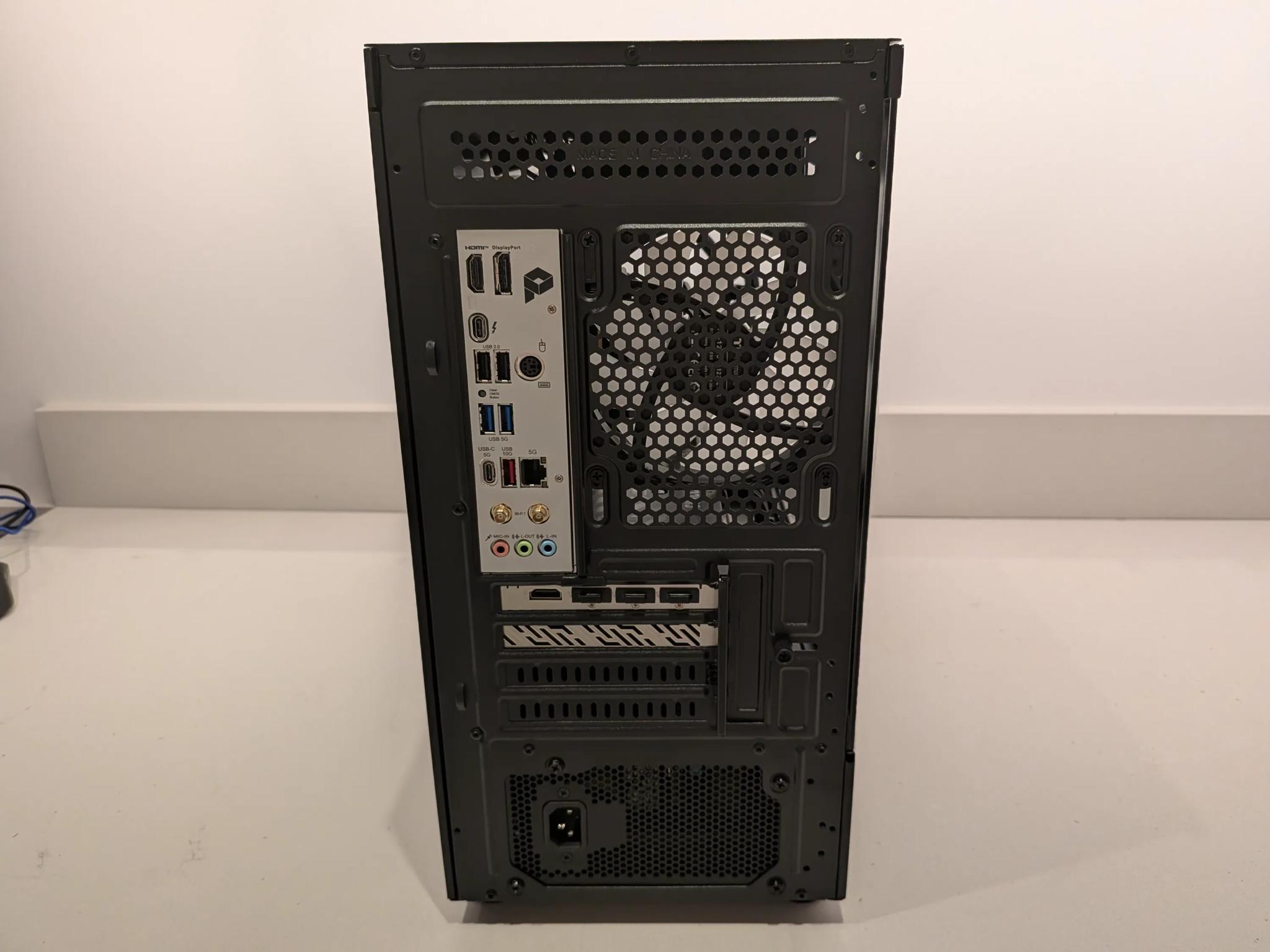 The Jian 🕊️ - RX 9070, Core Ultra 7 265K, 32 GB DDR5 RAM, 4 TB Gen 4 NVMe, Liquid Cooled, RGB