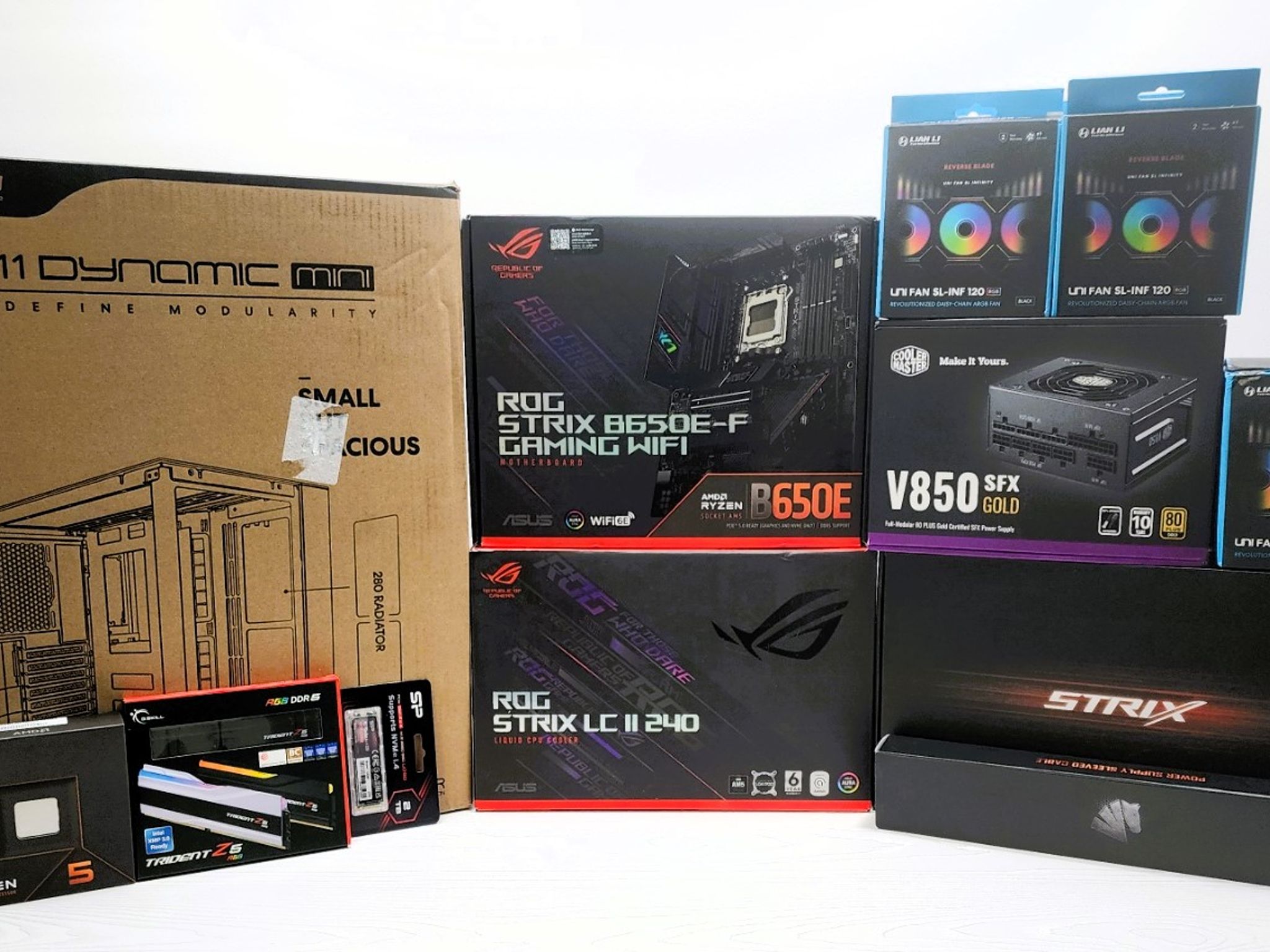 ALL ROG/Lian Li Custom Gaming PC - 7600X/RTX 3070Ti - READ DESCRIPTION!!!