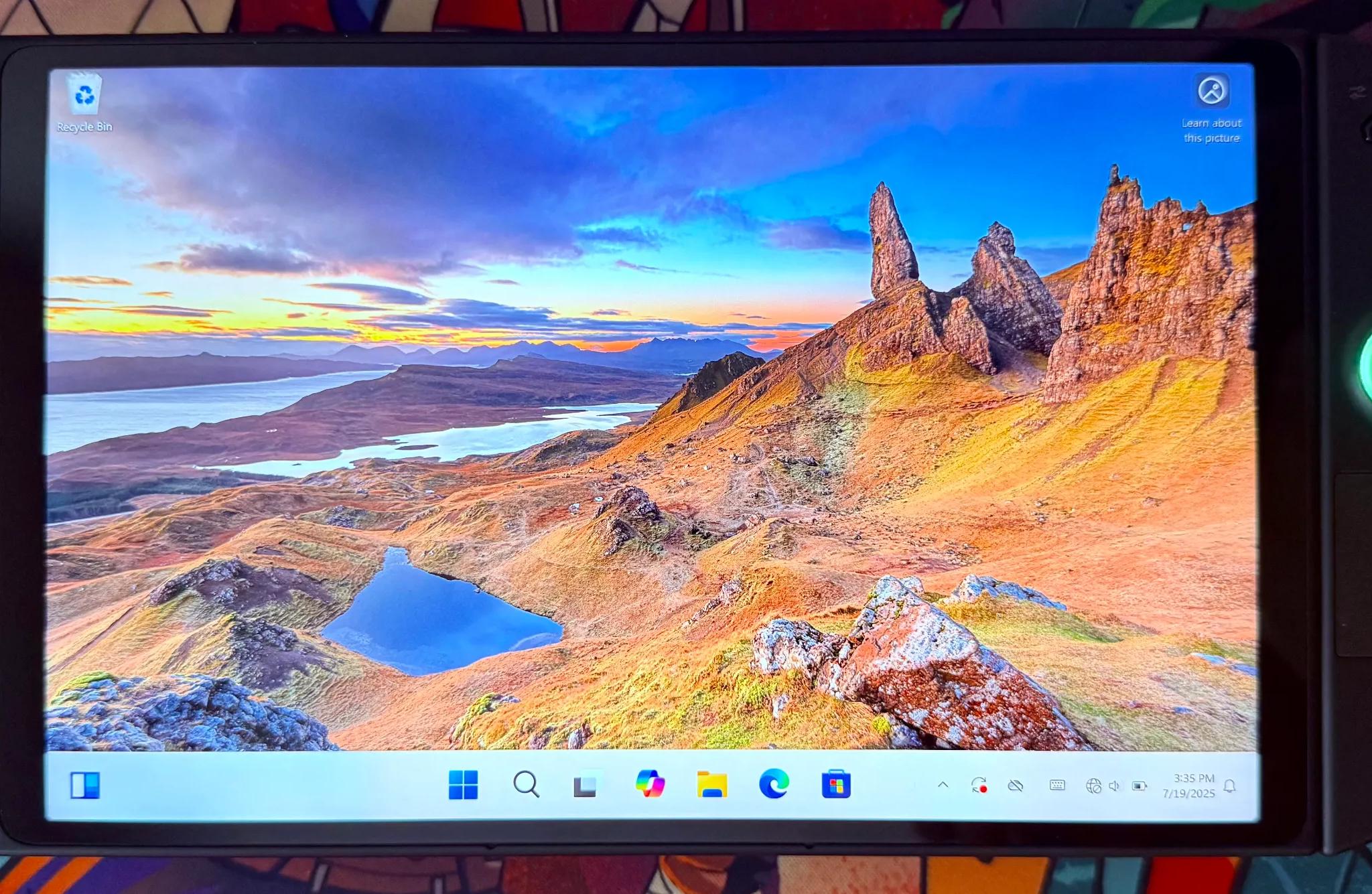 Lenovo Legion Go 8APU1
