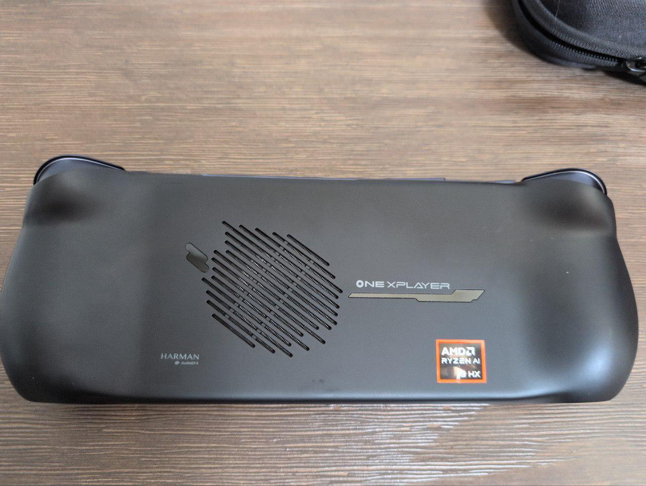 Onexplayer OneXFly F1 Pro 7" OLED Handheld | HX 370 | 32GB Ram | 2TB SSD | Carry Case