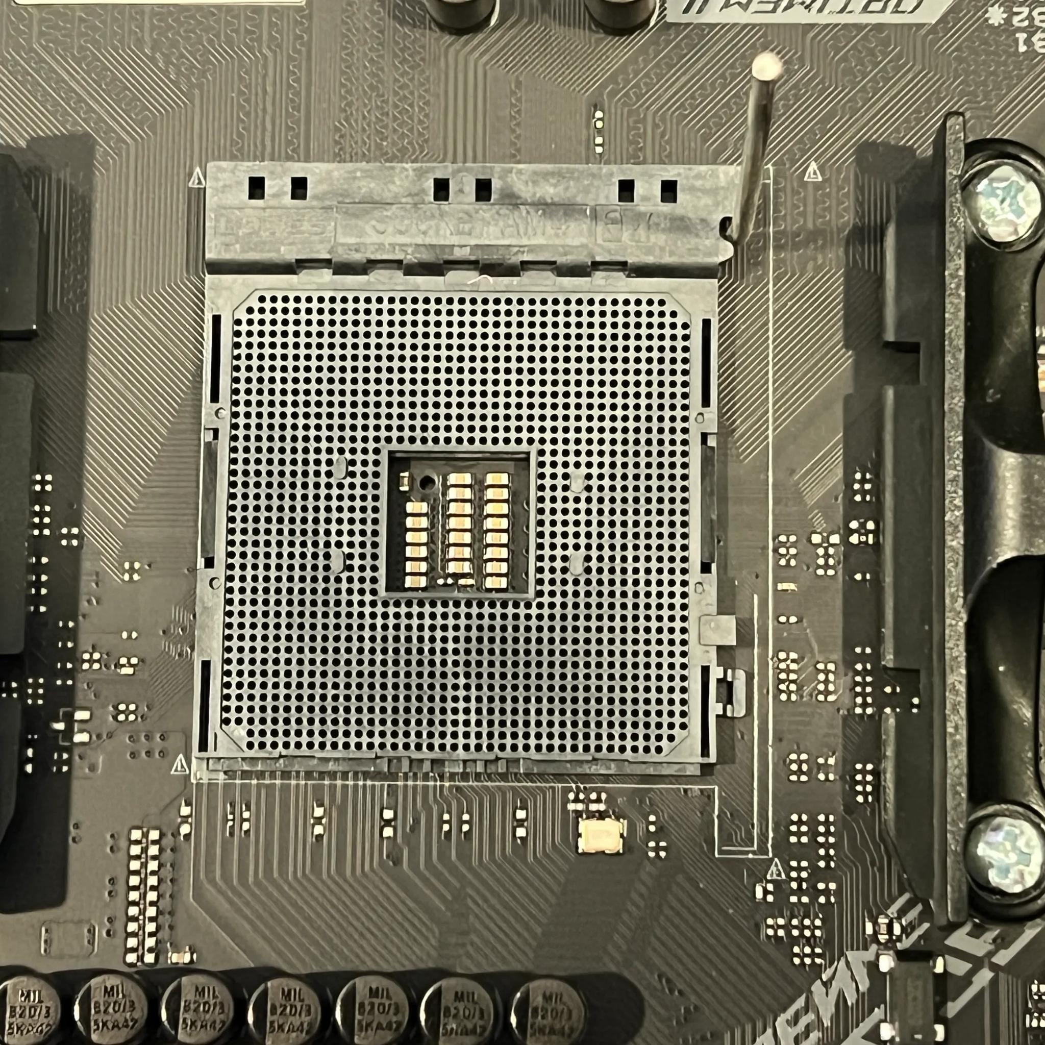 ASUS ROG STRIX B550-F GAMING (WI-FI) MOTHERBOARD WITH AMD RYZEN 7 5800X PROCESSOR