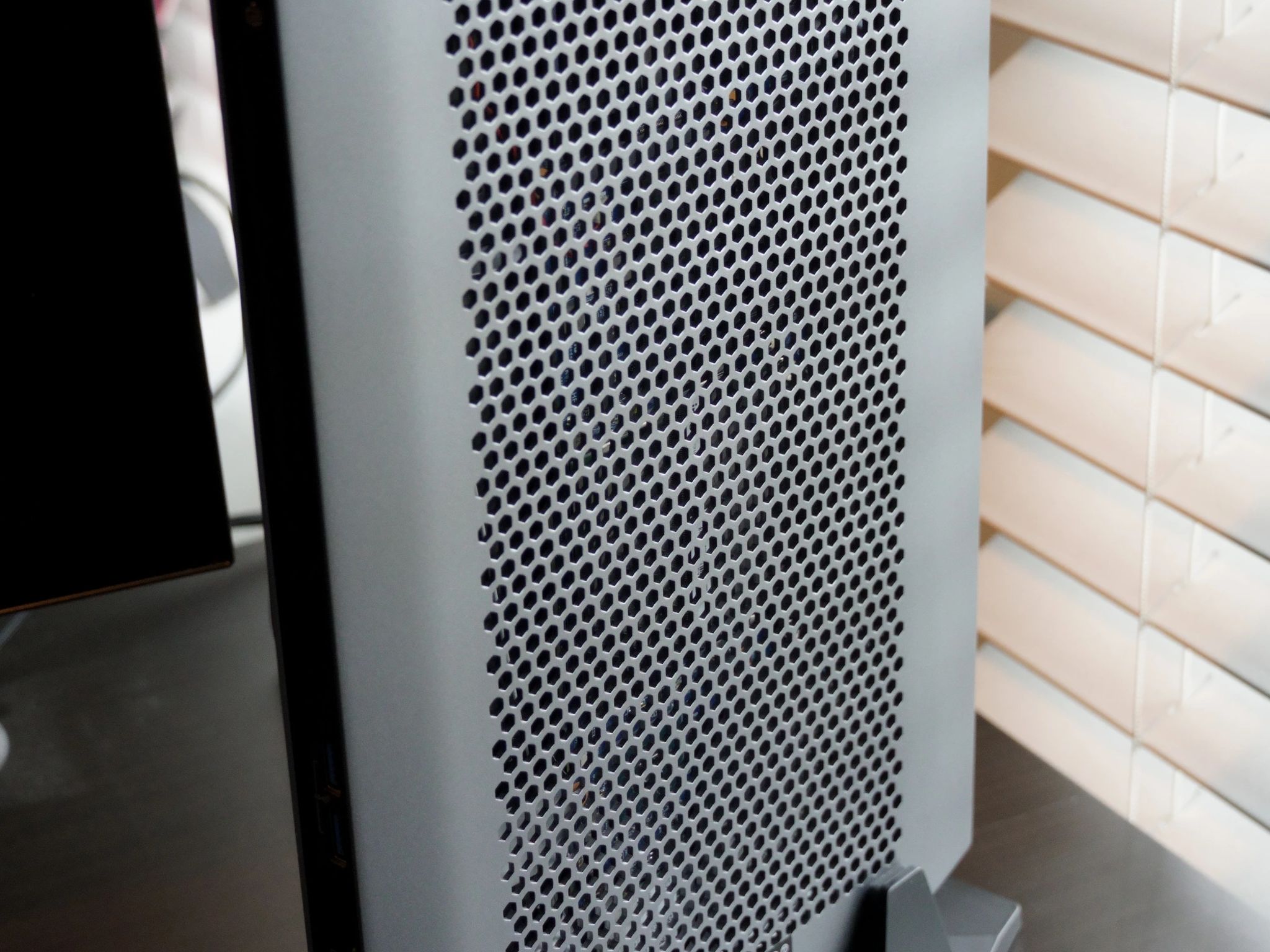 Minisforum NUCXi7 Slim Gaming PC