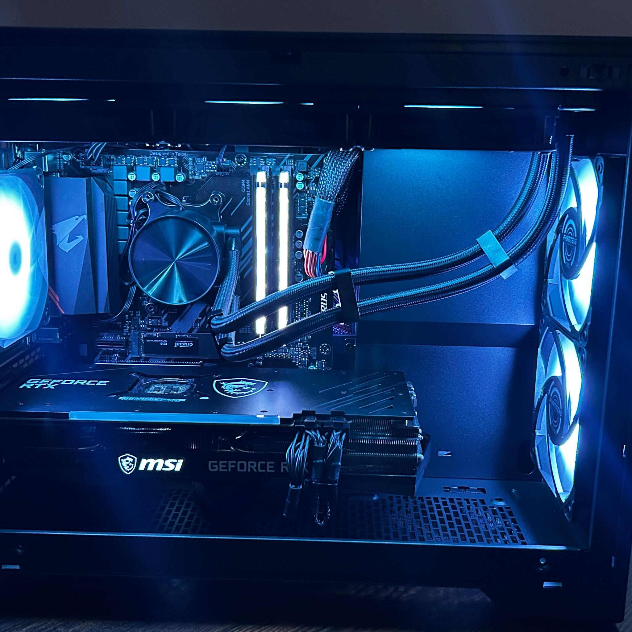 SPECTER | RTX 3070 , Ryzen 7 3700X , 1TB SSD , 16GB RAM DDR4