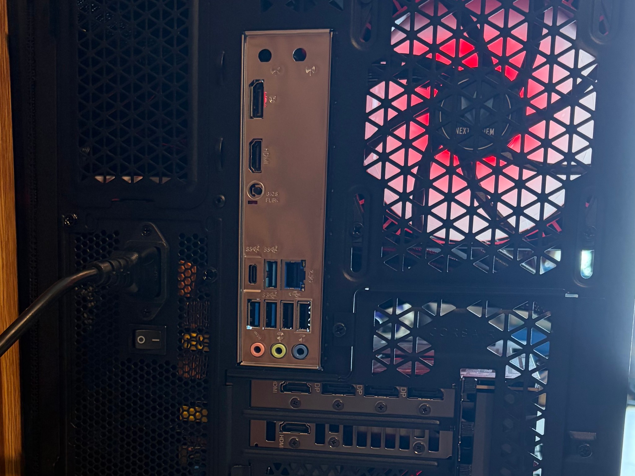 RTX 5070 | RYZEN 7 7800X3D | 16GB DDR5 | 750W PSU | 2TB NVME | 360MM AIO
