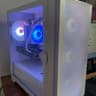 🥶 ALL WHITE 1080p Streaming/Gaming PC | RX 6600, Ryzen 5 3600, 1TB SSD 🥶