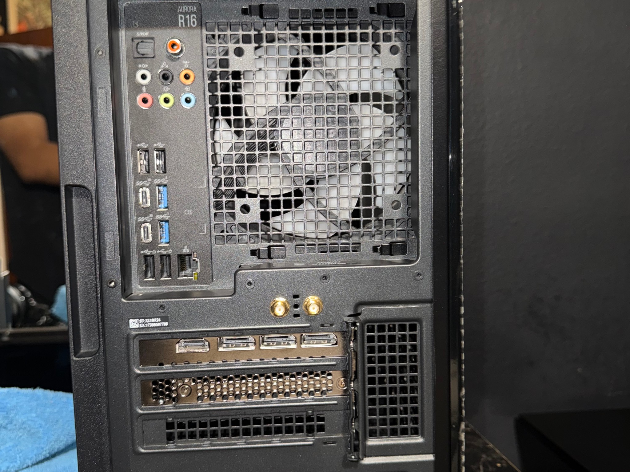 Alienware Aurora R16 | RTX 4070 SUPER | Intel i7-14700KF | 32GB DDR5 | 1TB NVMe