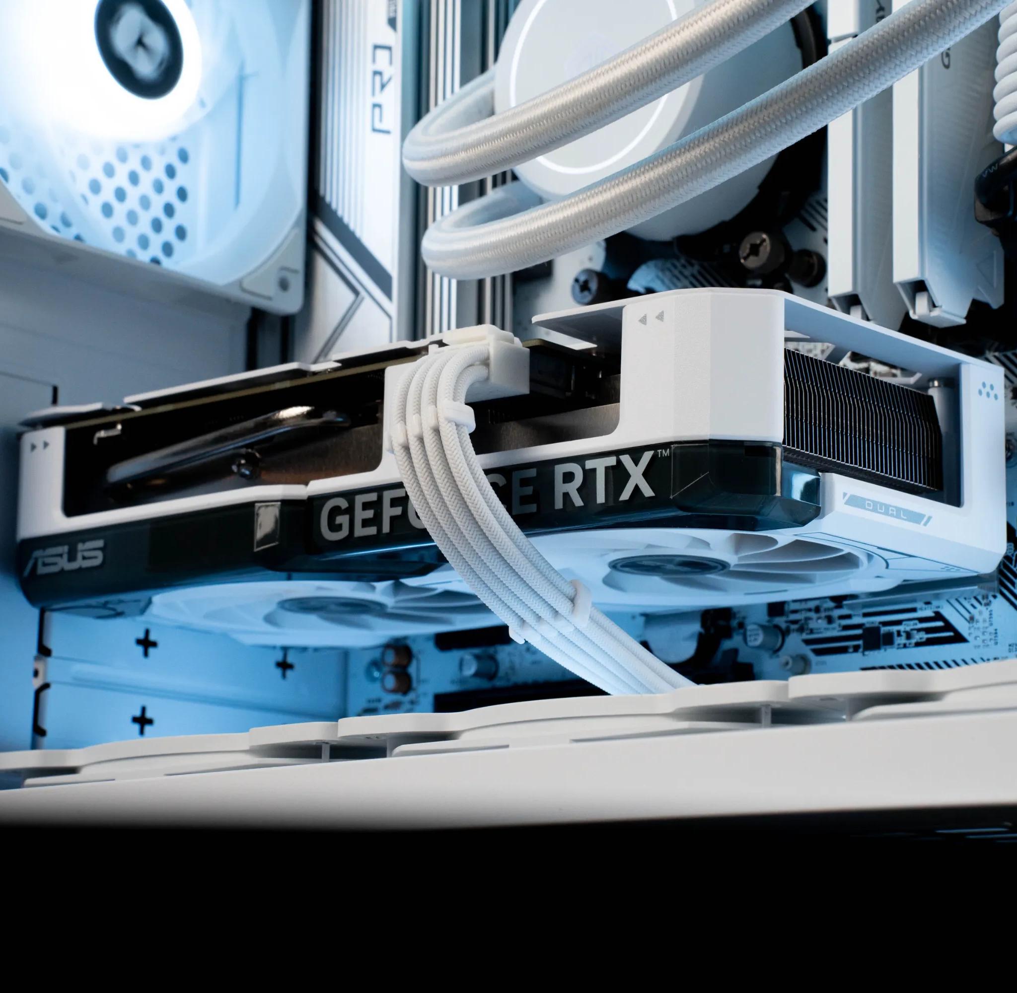 RTX 4060 | Ryzen 5 5600 | 32gb RAM | 1tb SSD