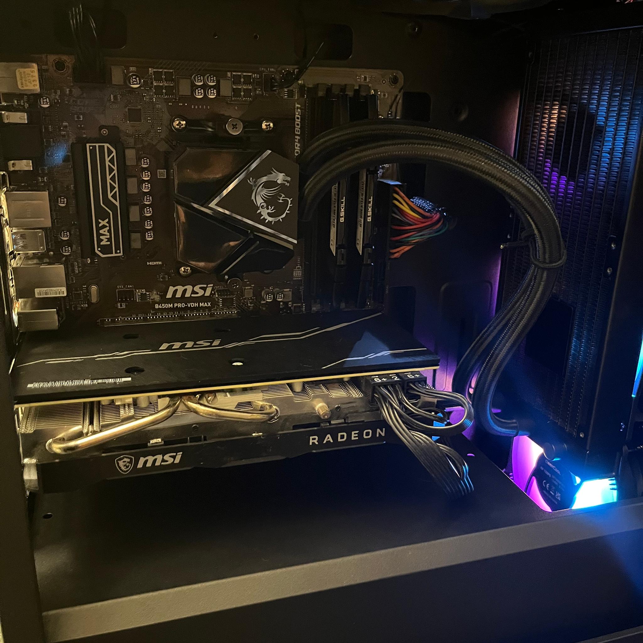 NEW/USED RYZEN 3800X CUSTOM PC