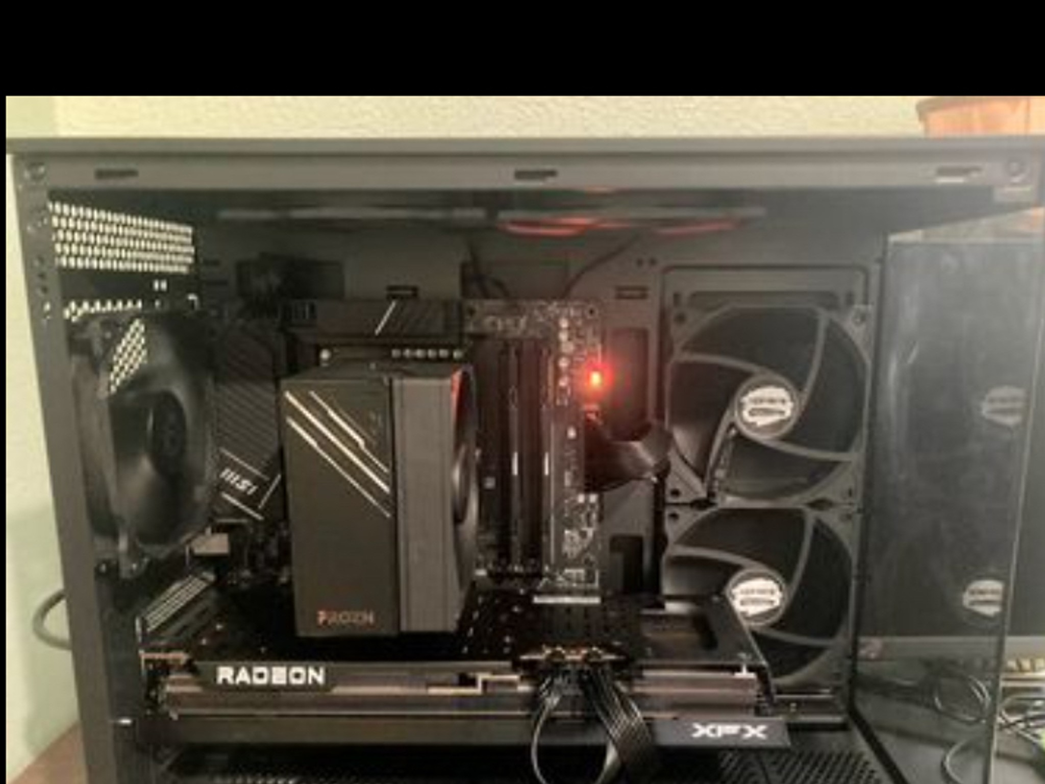 Ryzen 5 7600x XFX RX 7900 GRE Graphics Card