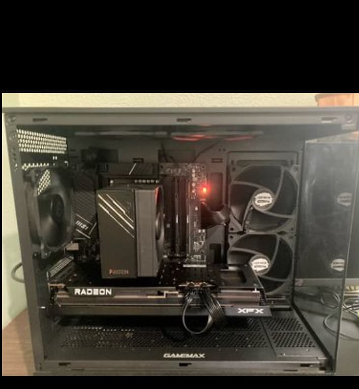 Ryzen 5 7600x XFX RX 7900 GRE Graphics Card
