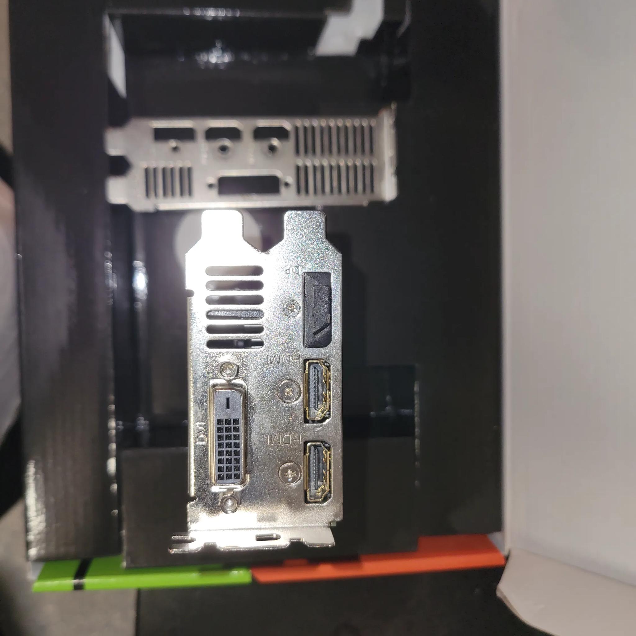 Nvidia GeForce GTX 1650 OC Low Profile 4GB Gigabyte Graphics Card (Great Condition)