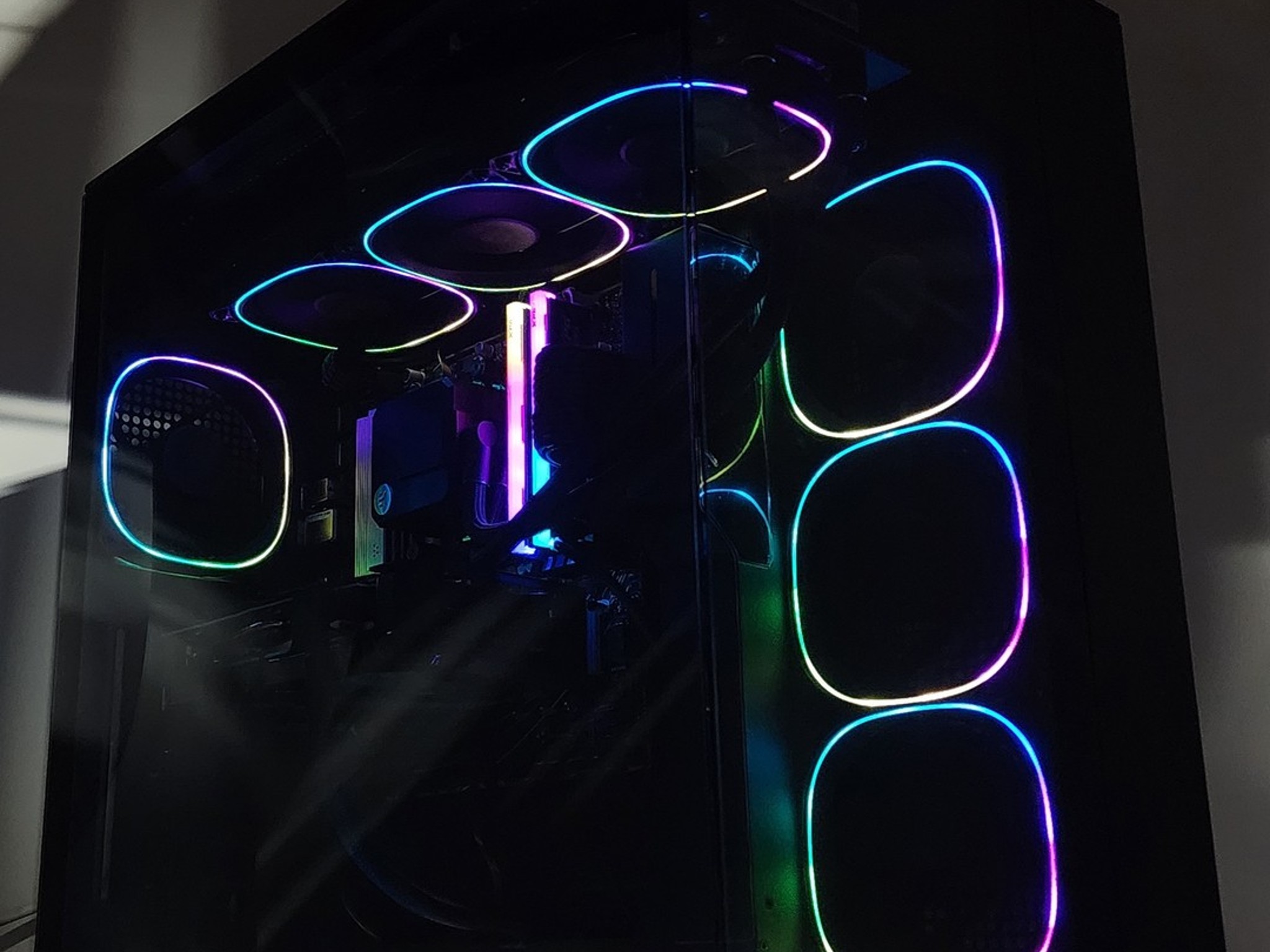 Gaming PC Ryzen 7 7700 32GB RAM 1TB SSD RTX 4070 SUPER 12GB Windows 11 Computer