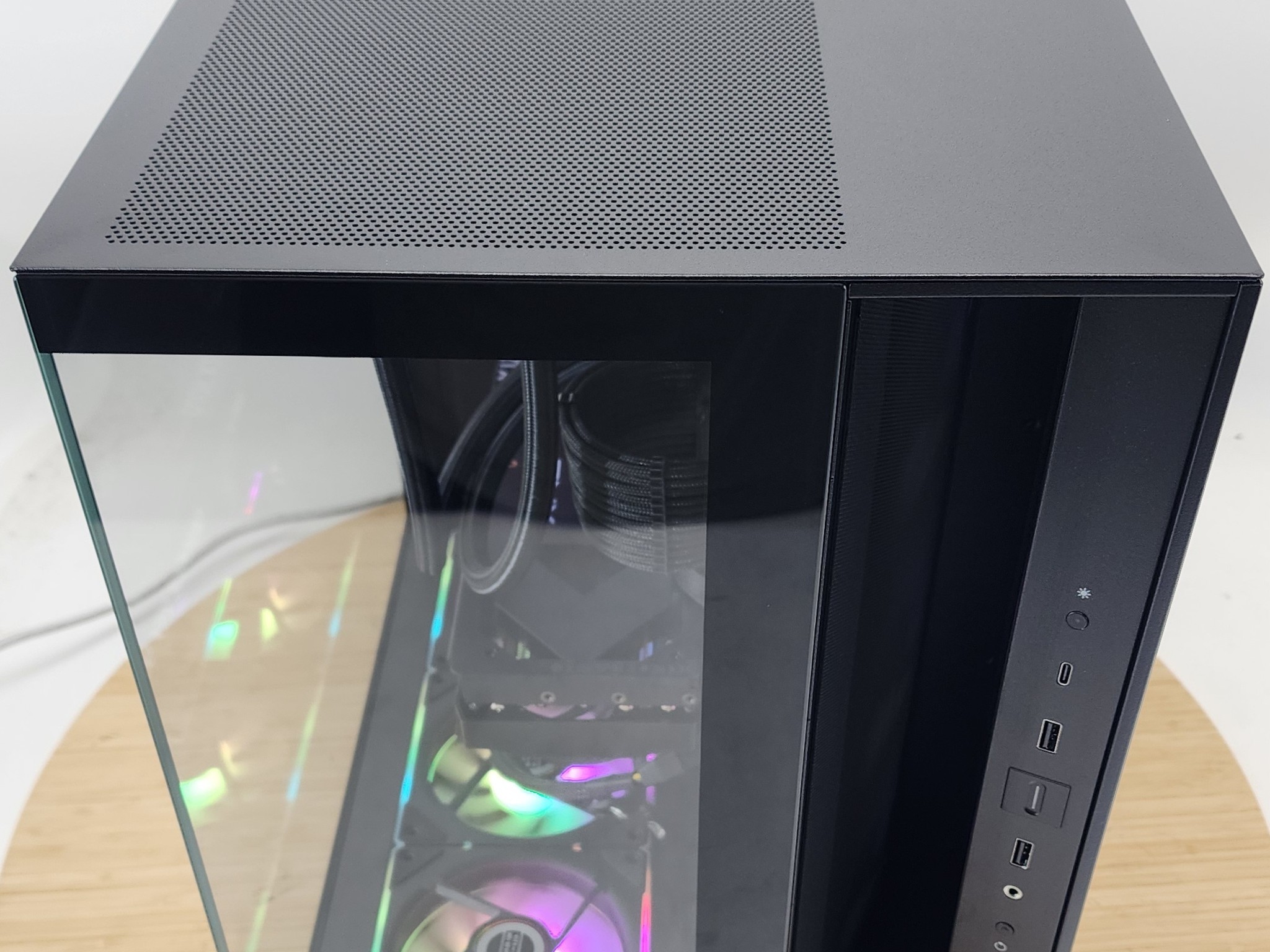 Gaming PC Ryzen 7 7700 32GB RAM 1TB SSD RTX 5070 12GB Windows 11 Computer