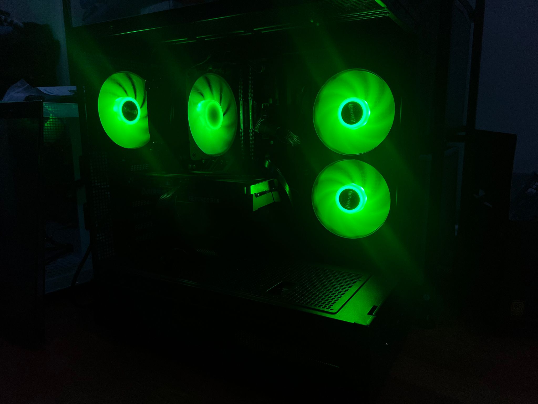 Intel i7 9700K RTX 3060 TI | 32GB RAM  |1TB NVMe SSD Win10 PRO