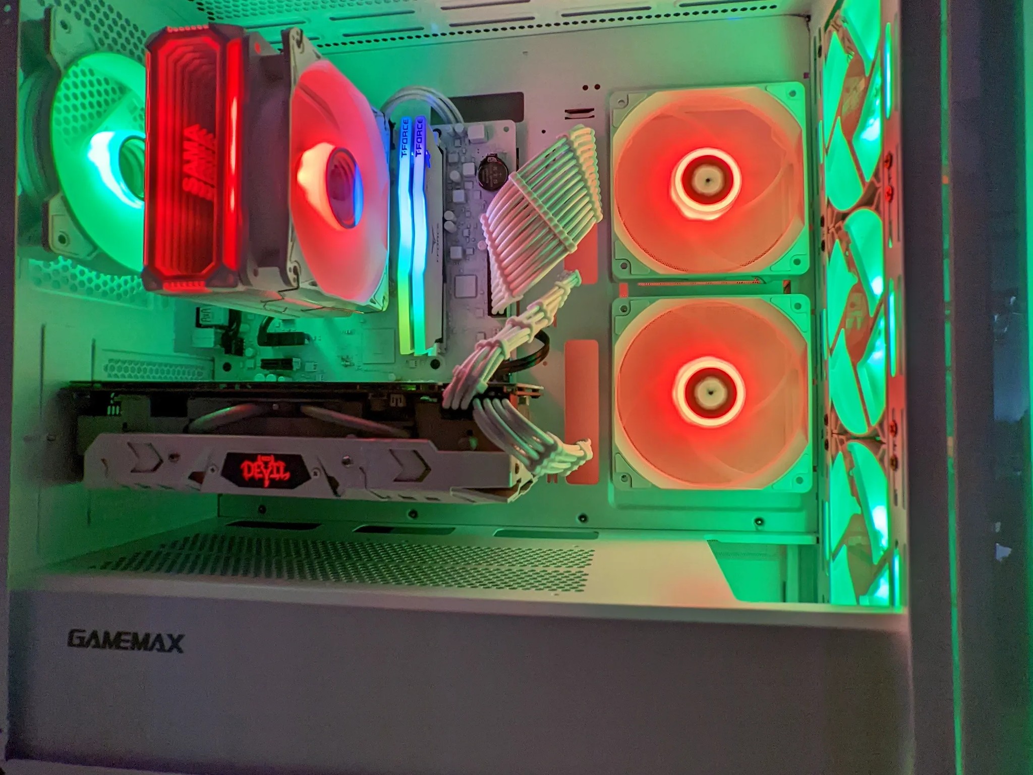 ⚪️Diablo Albus🔥🔥🔥| RX 580 8GB| Core I7 (6th Gen)| 16GB TFORCE DDR4 RAM| 1TB SSD|Windows 11 Pro