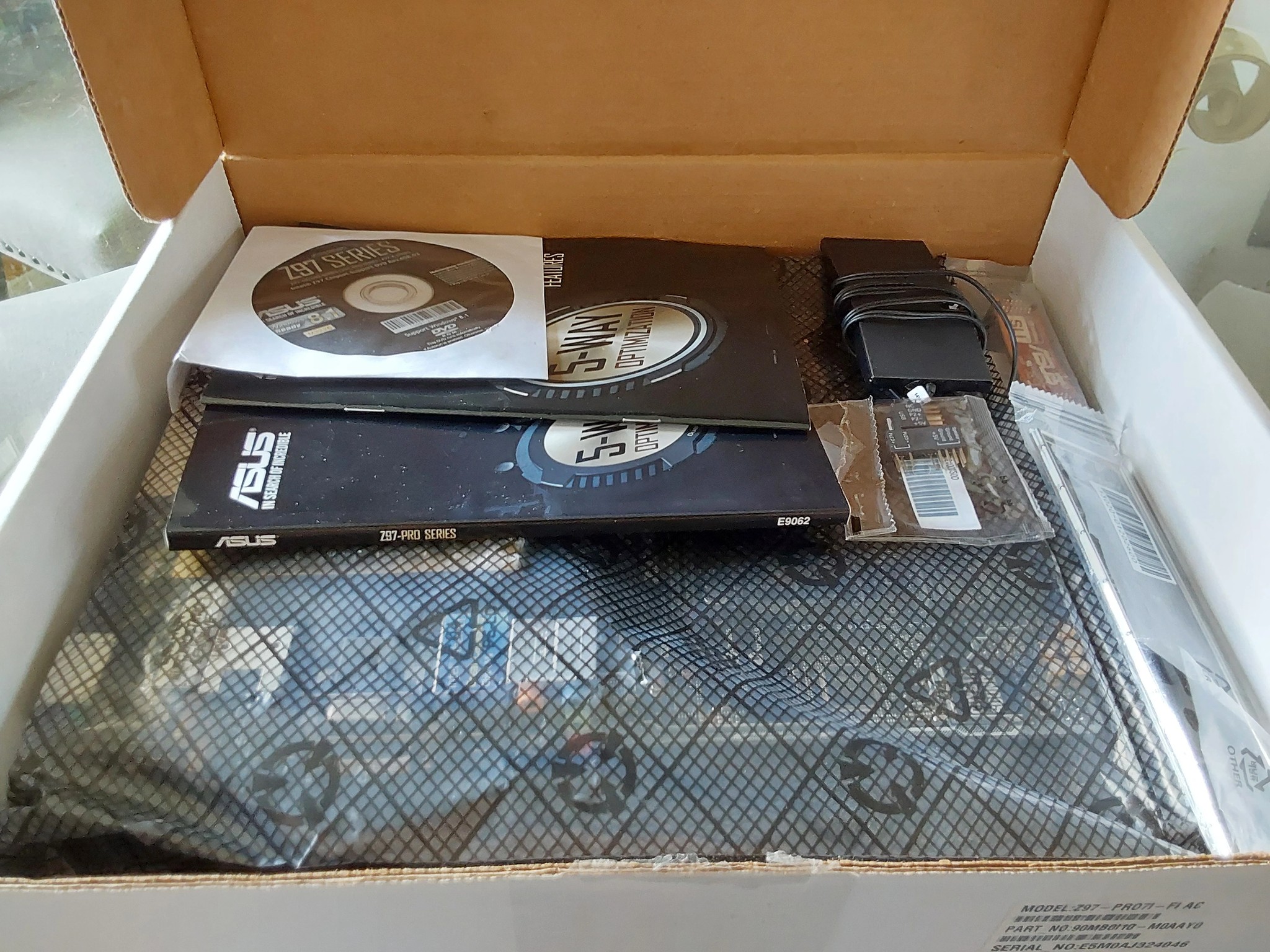ASUS INTEL Z97 PR0 WiFi-AC LGA1150 DDR3 ATX MOTHERBOARD