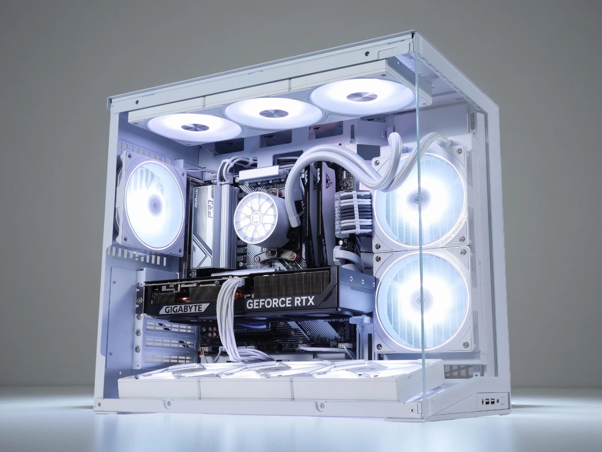 P🐼ྀིnda 2⚪Extreme Gaming PC⚪ Nvidia RTX 5080 16GB⚪ AMD RYZEN 7 9800X3D ⚪32GB DDR5⚪2TB NVME