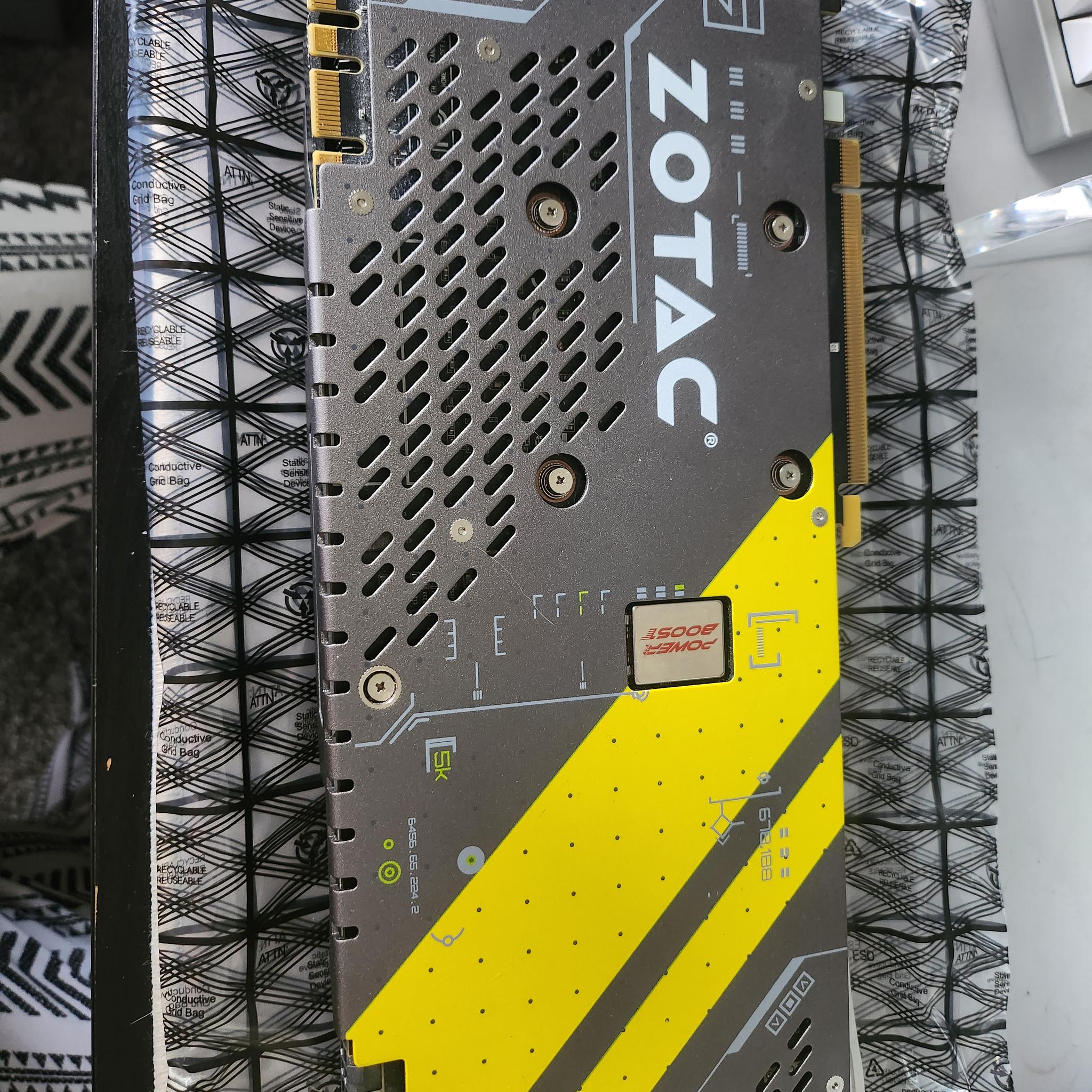 Zotac AMP GeForce GTX 1080