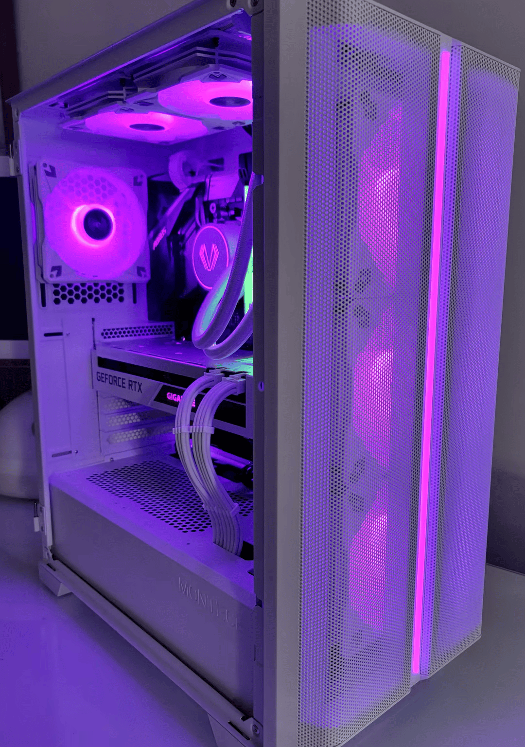 High End White Gaming PC - Ryzen 9 3900x | 32gb DDR4 | RTX 3070 Vision | 1tb NVMe | Water Cooling 
