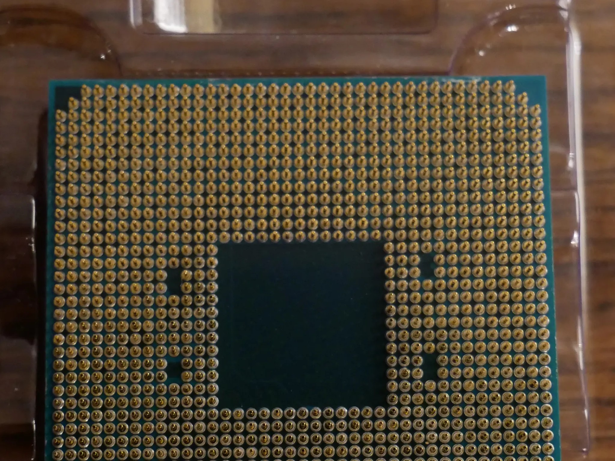 AMD Ryzen 5 1600X 3.60 GHz 6 Core (YD160XBCM6IAE) Processor AM4