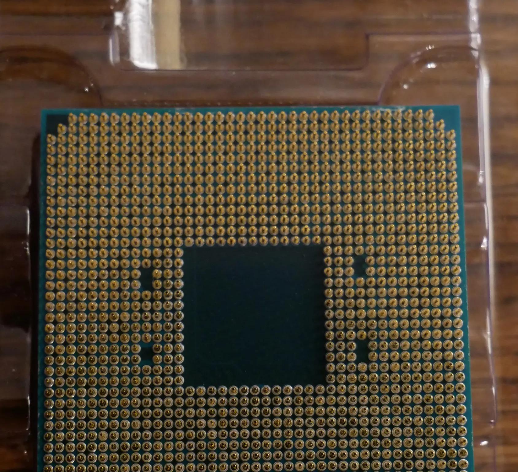 AMD Ryzen 5 1600X 3.60 GHz 6 Core (YD160XBCM6IAE) Processor AM4