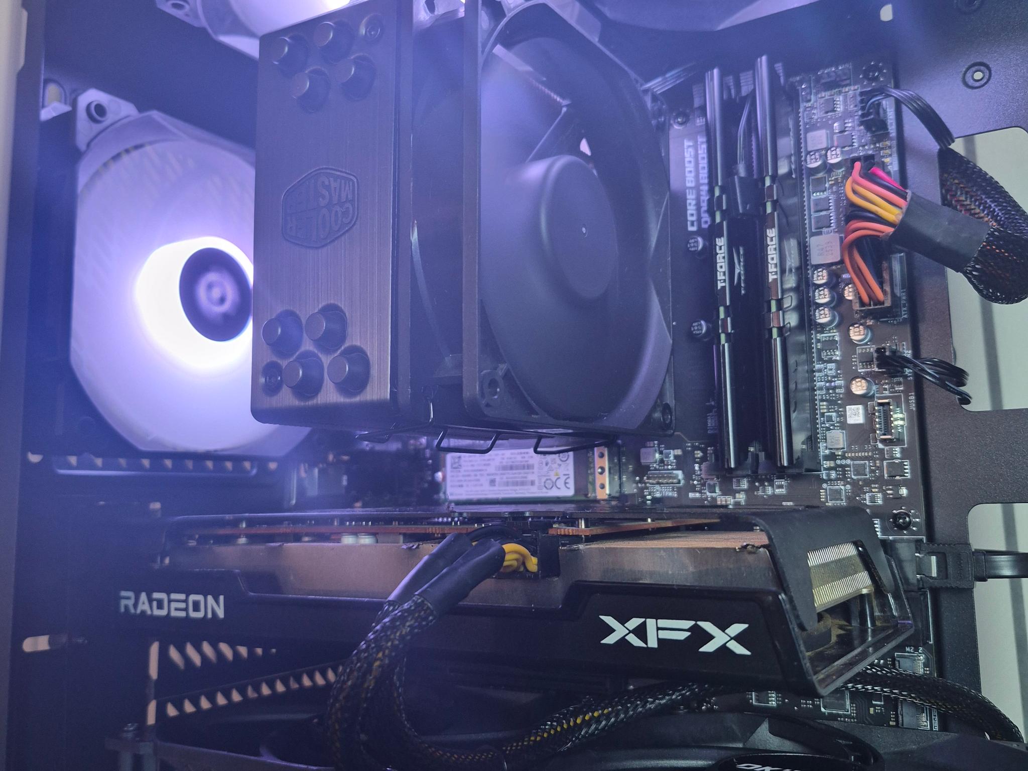 Gaming Pc - R7 5800x | Rx 6600 | 500GB NVMe | 16GB DDR4