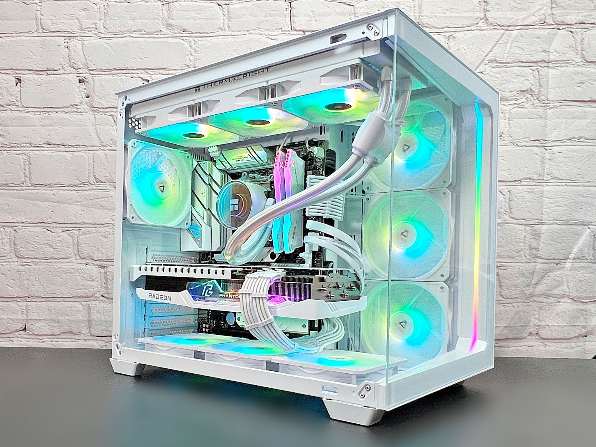 👻 Phantom 👻 RX 7900 XT Ryzen 7 7700X 32GB DDR5 4TB M.2 Win 11Pro Gaming PC 🤯